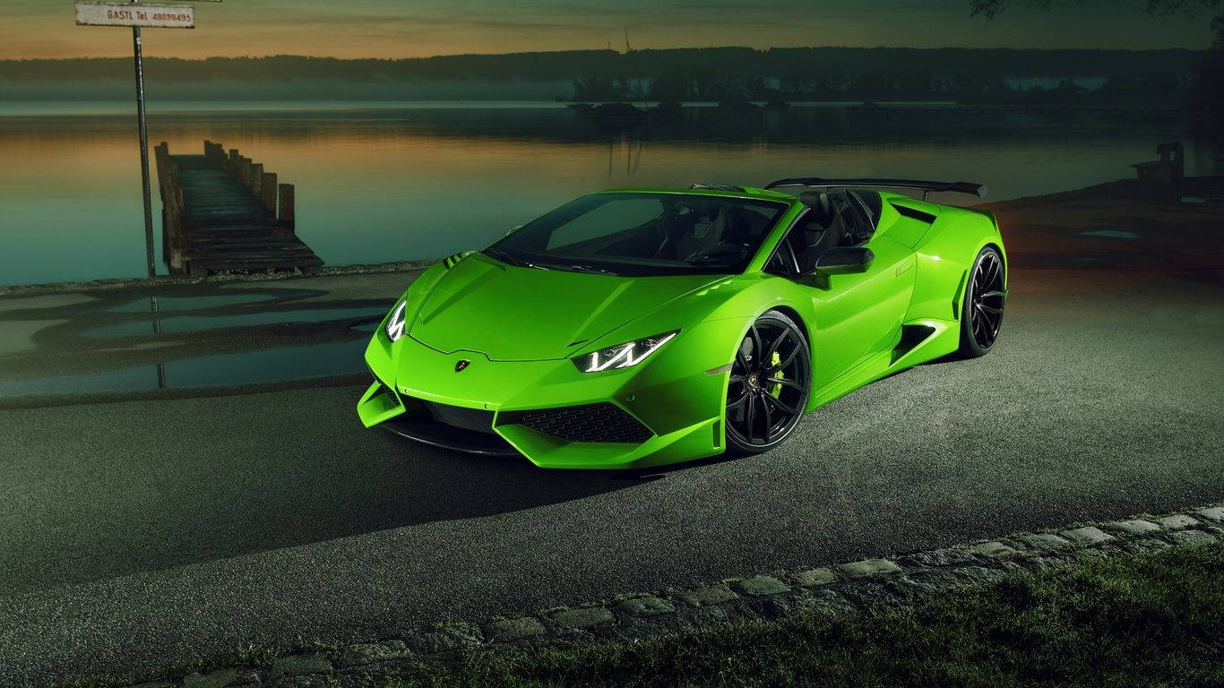 1366x768 HD グリーンスポーツカー 壁紙