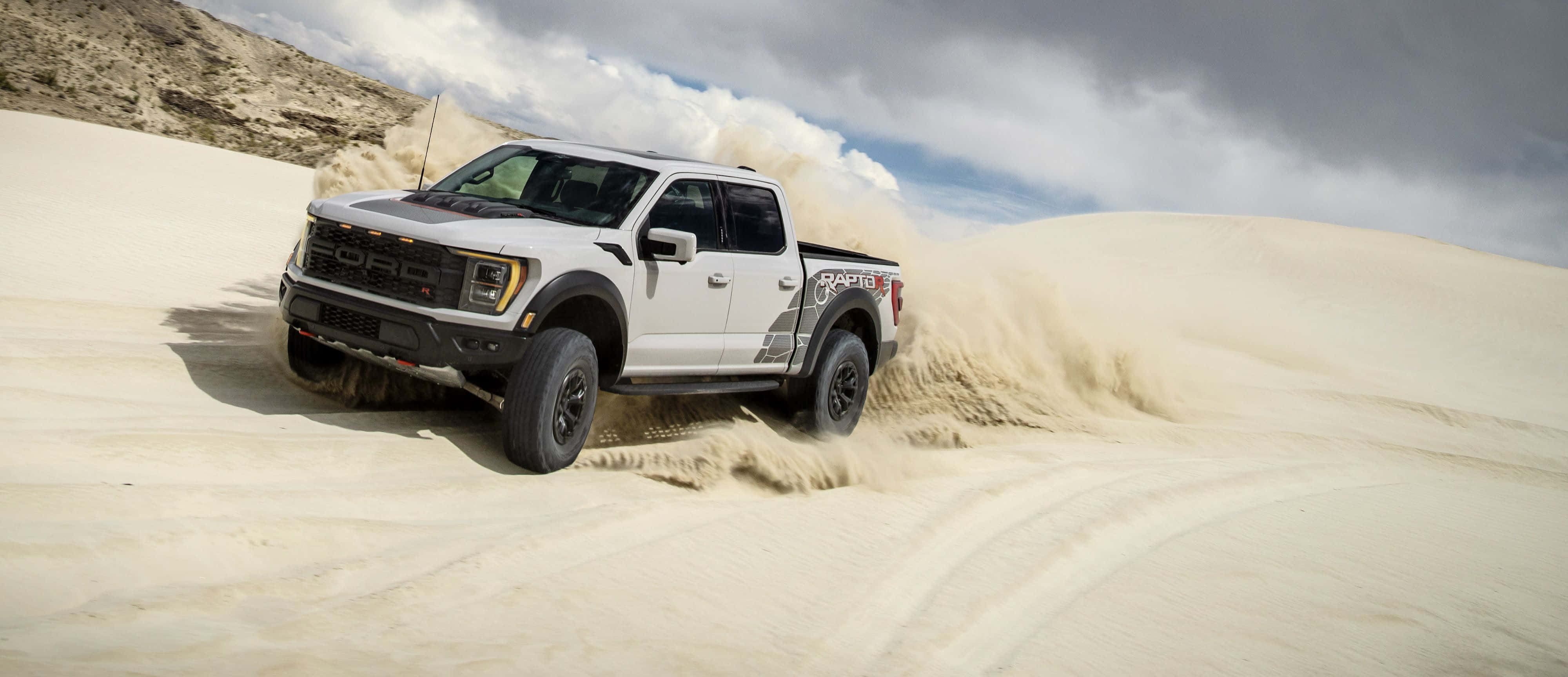 2023年型フォードF-150ラプターR 壁紙