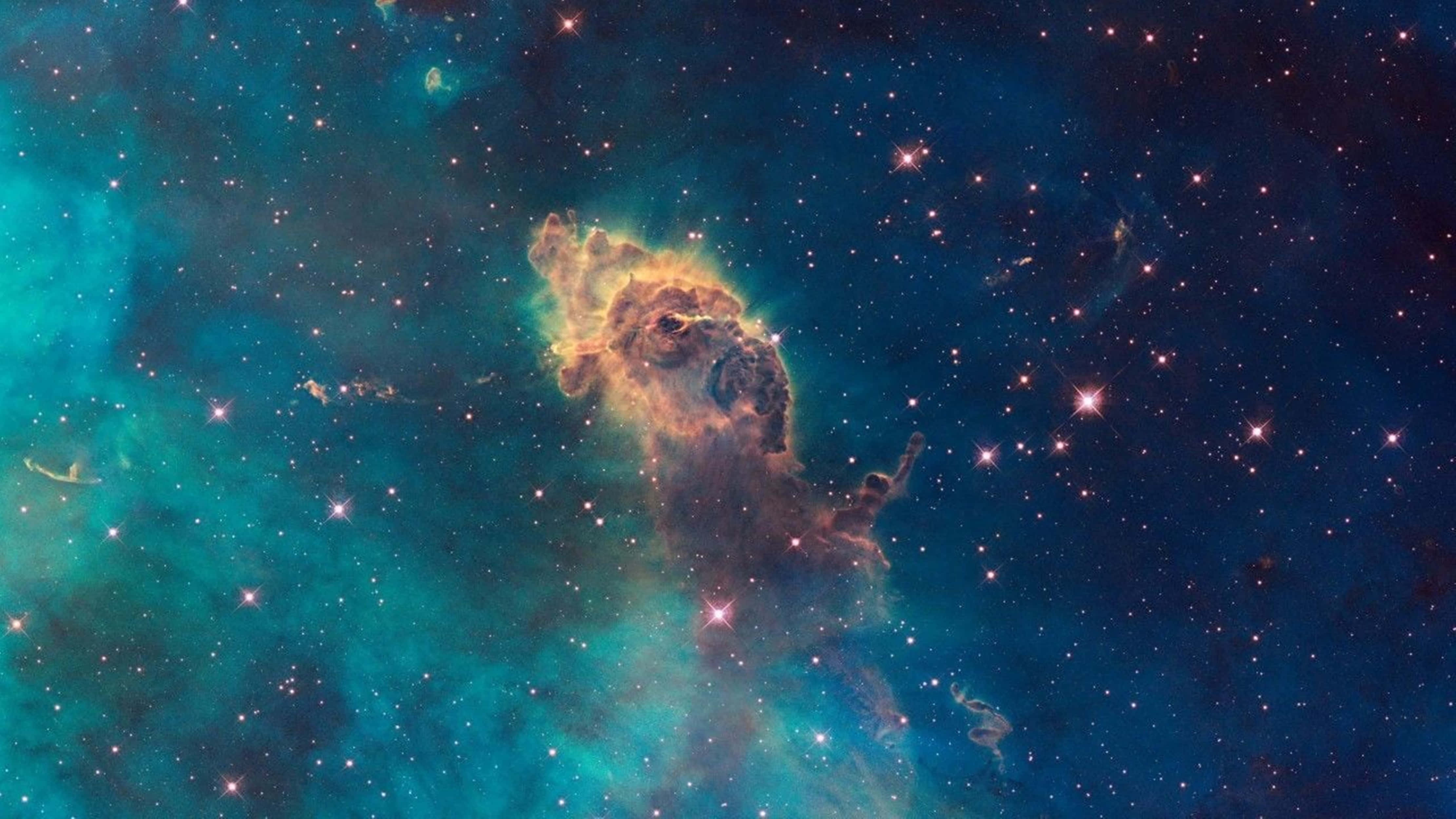 4K ユニバース イータカリーナ星雲 壁紙