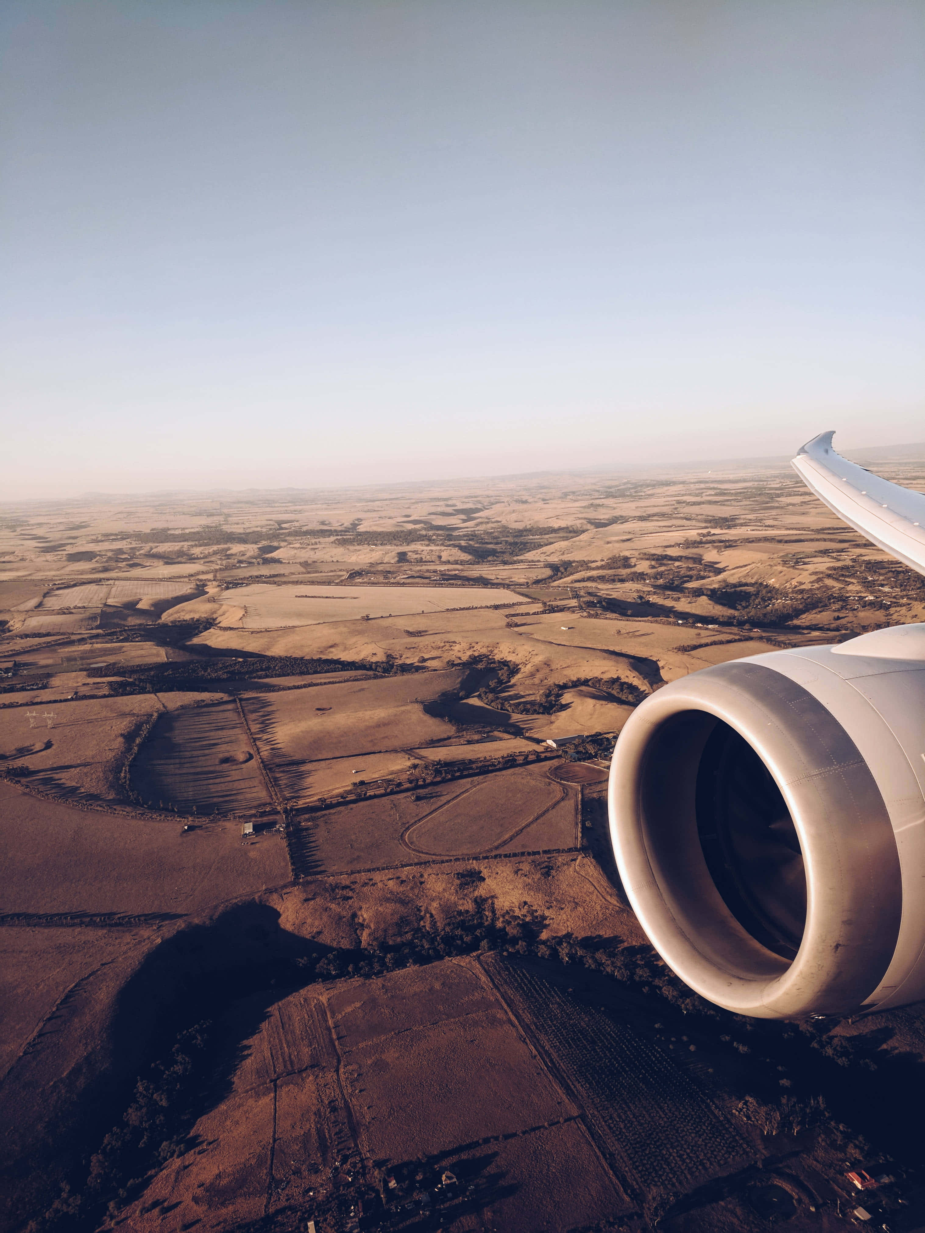 4K Microsoft Flight Simulator 背景 飛行機の窓からの眺め 壁紙