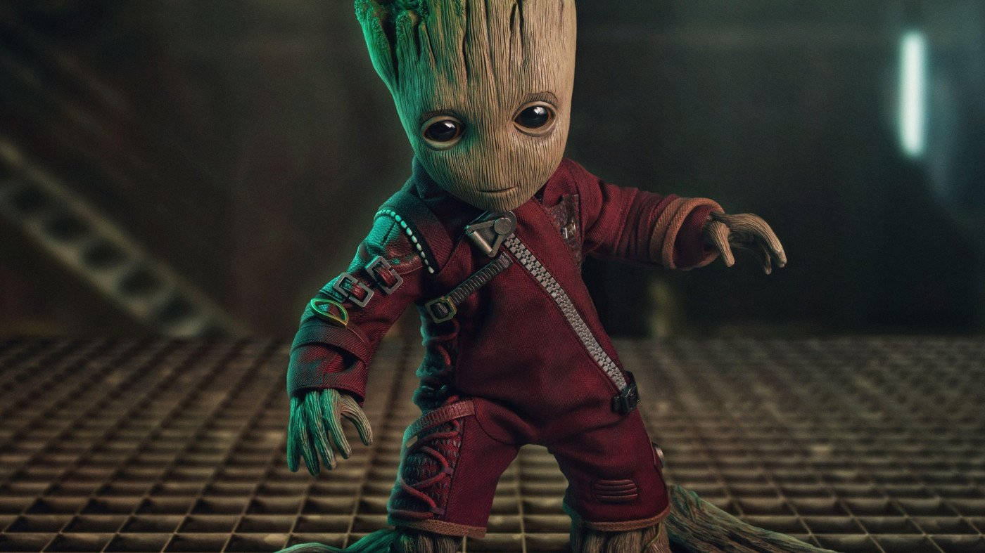 4K 赤いスーツを着たベビー・グルートとガーディアンズ・オブ・ギャラクシー 壁紙