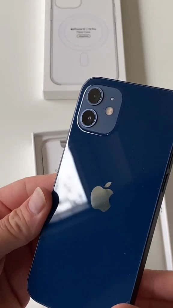 スタイリッシュでカラフルなApple iPhone 12 壁紙
