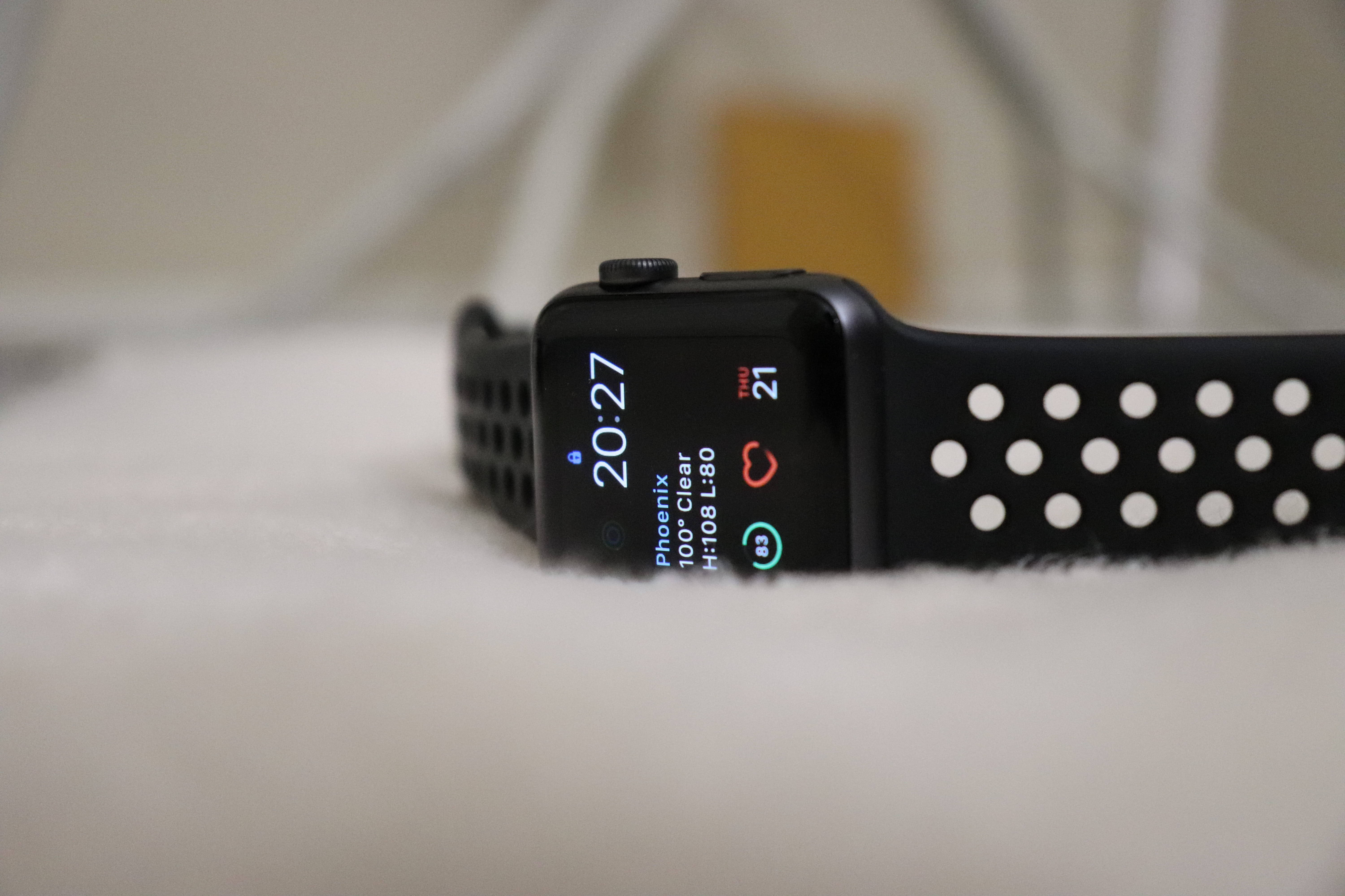 Apple Watch ブラックバンド 壁紙