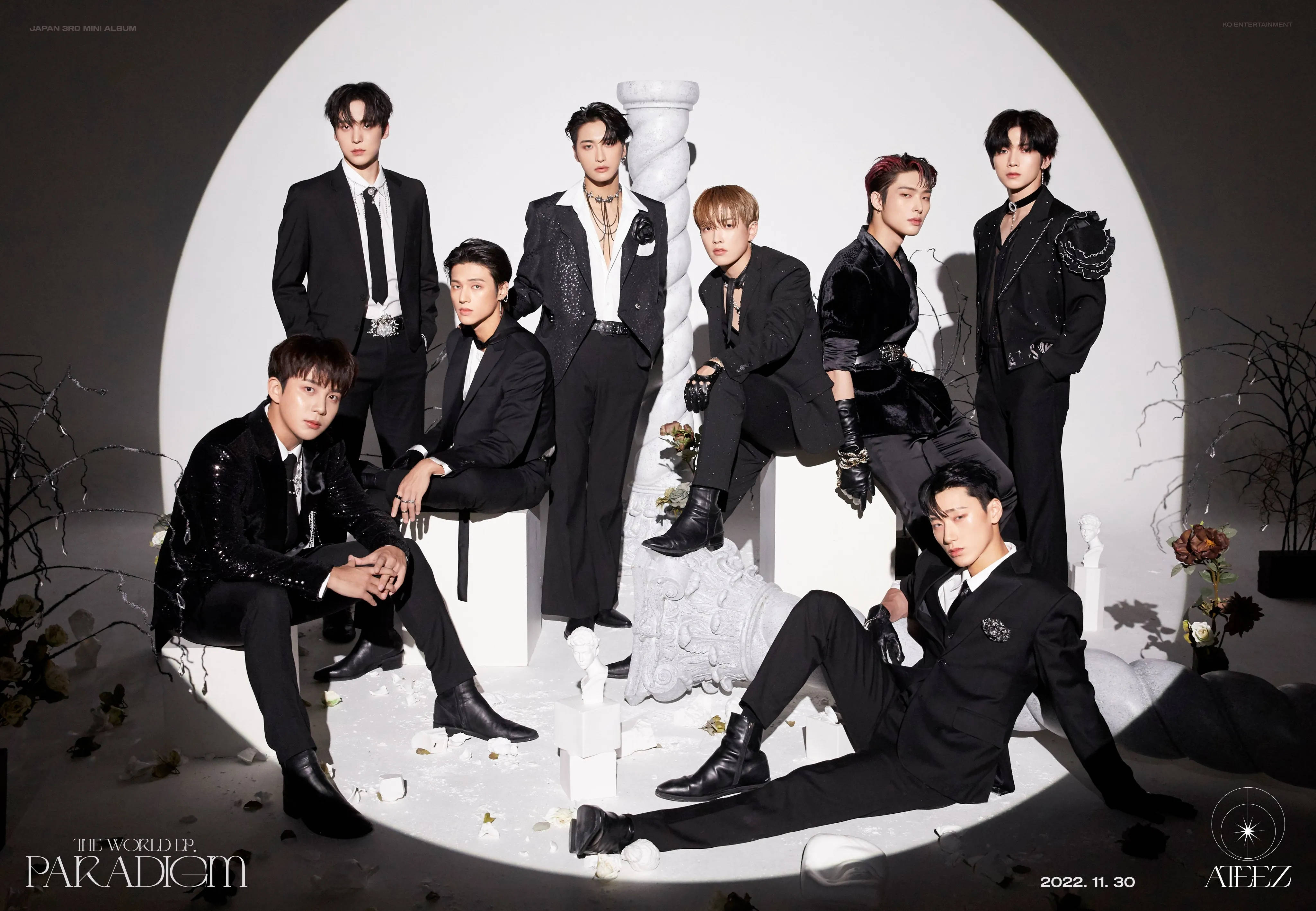 ATEEZ ブラックスーツ 壁紙