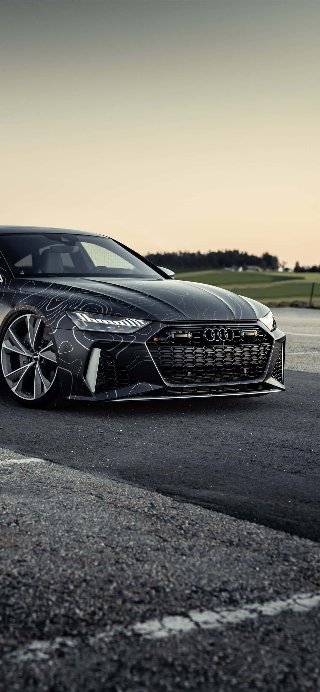 都会の環境に停められた見事なAudi 壁紙