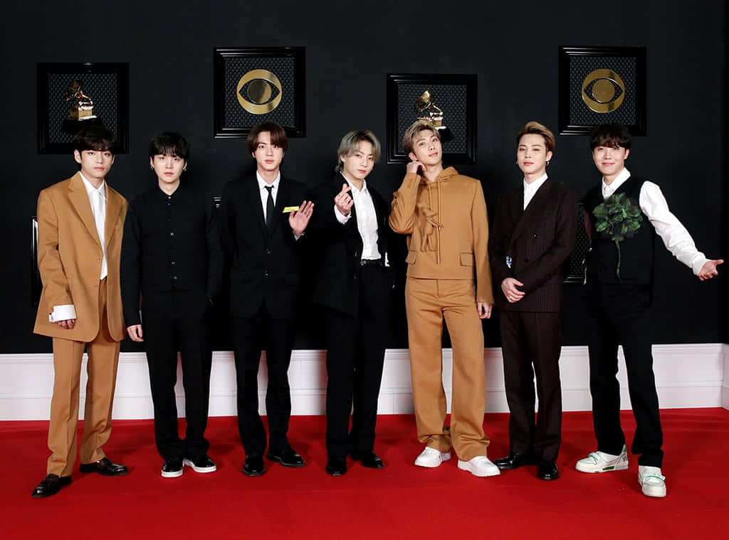 BTS ルイ・ヴィトンスーツ写真 壁紙