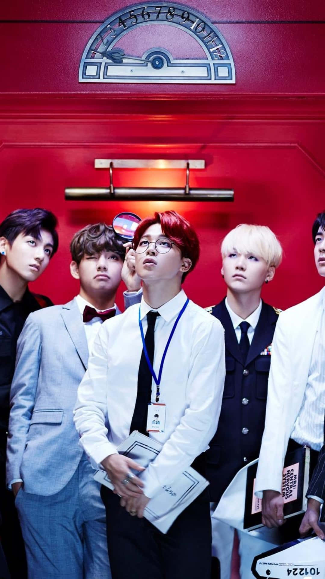 BTS エレベーター内 iPhone 壁紙