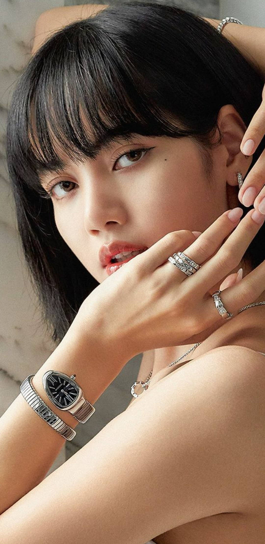 エレガントなBVLGARI リサ BLACKPINK HD 壁紙