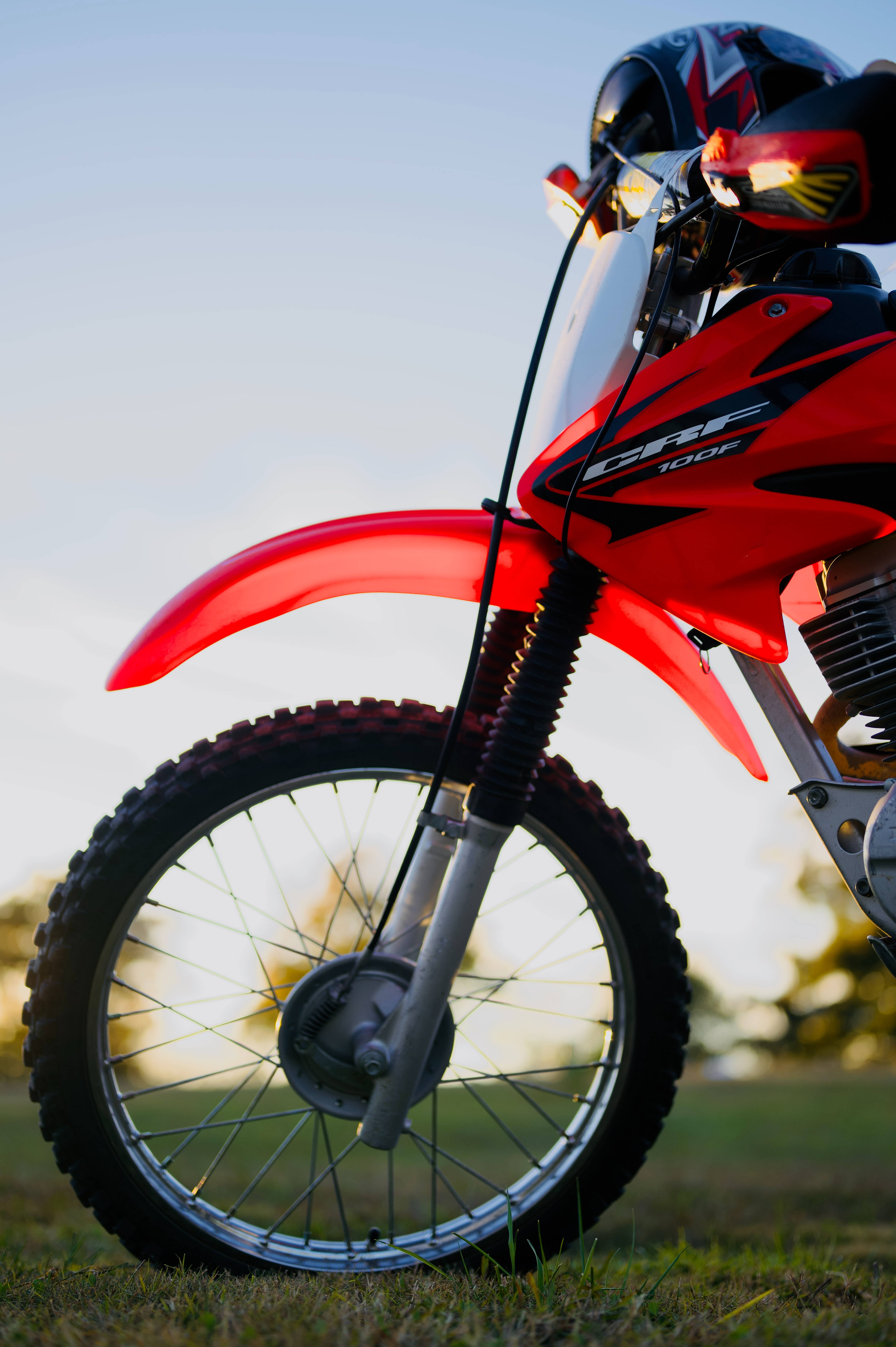 赤いバイク ホンダ CRF100 壁紙
