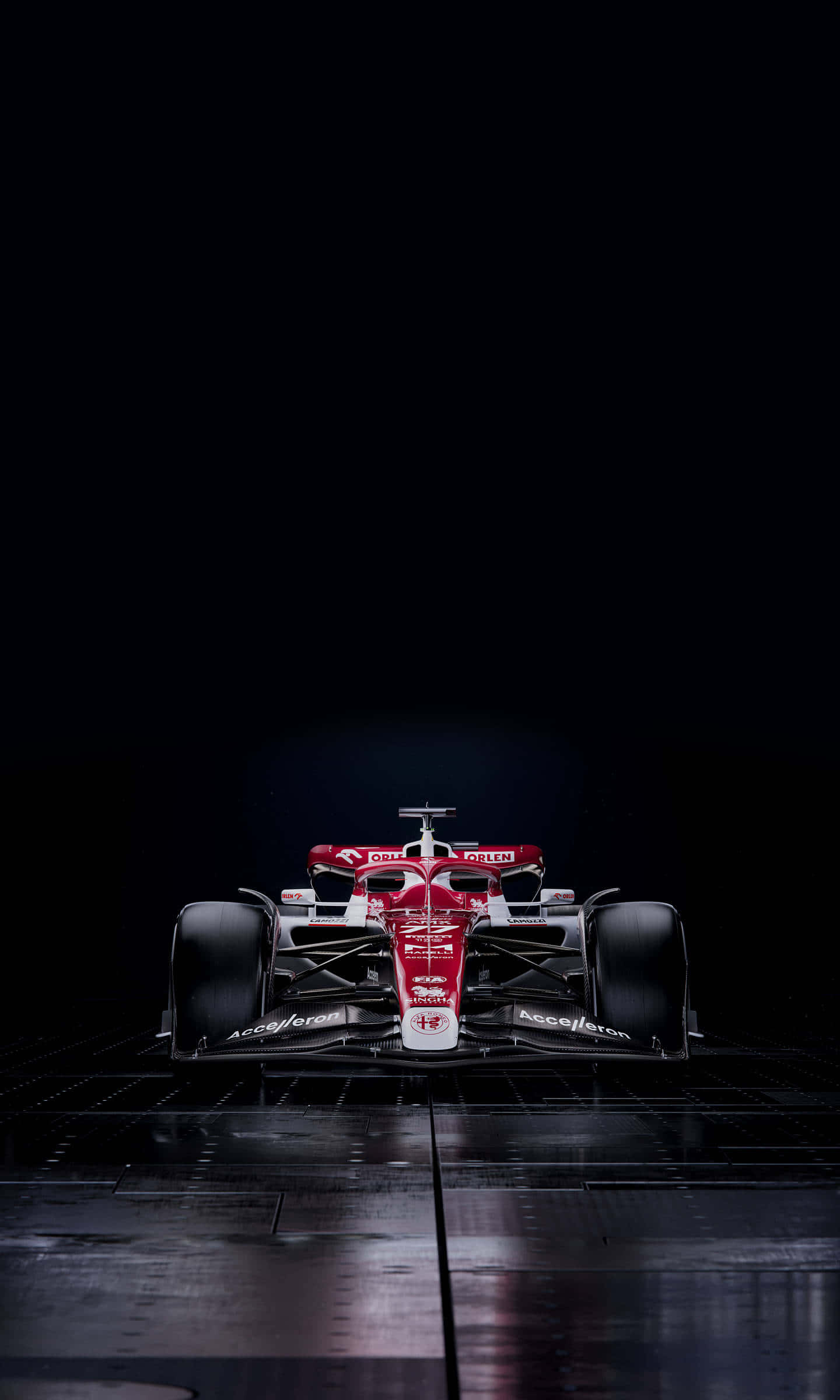 最新F1 iPhoneでエンジン全開 壁紙