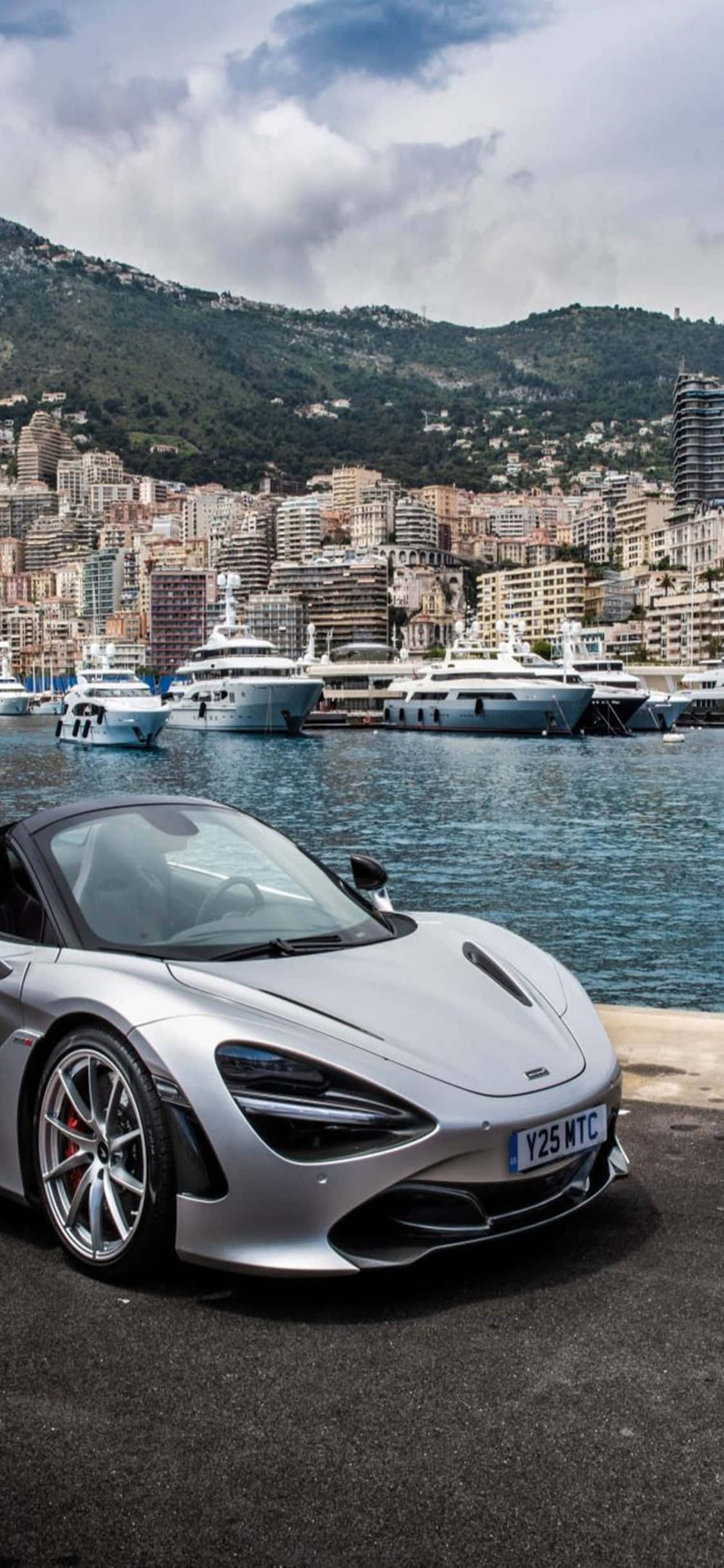 iPhone X McLaren 720s モンテカルロ背景 壁紙