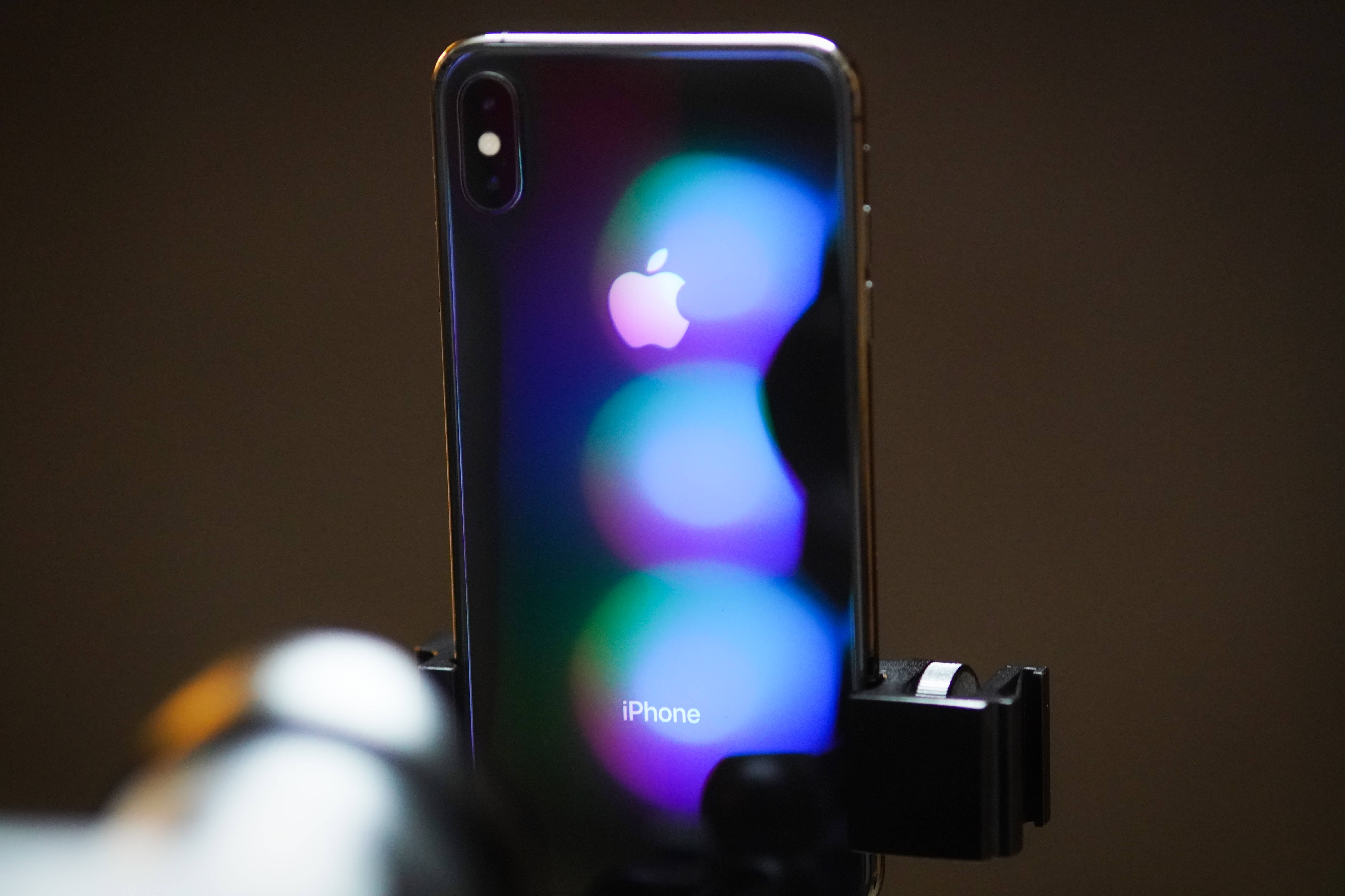 iPhone Xs Max 背面 壁紙