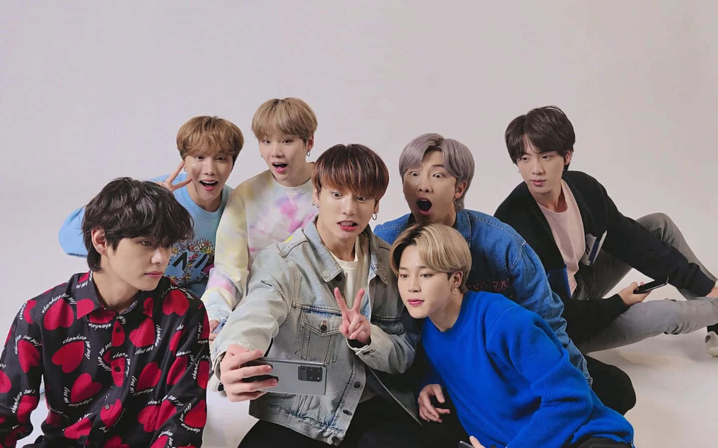 Kpop BTS セルフィー写真 壁紙