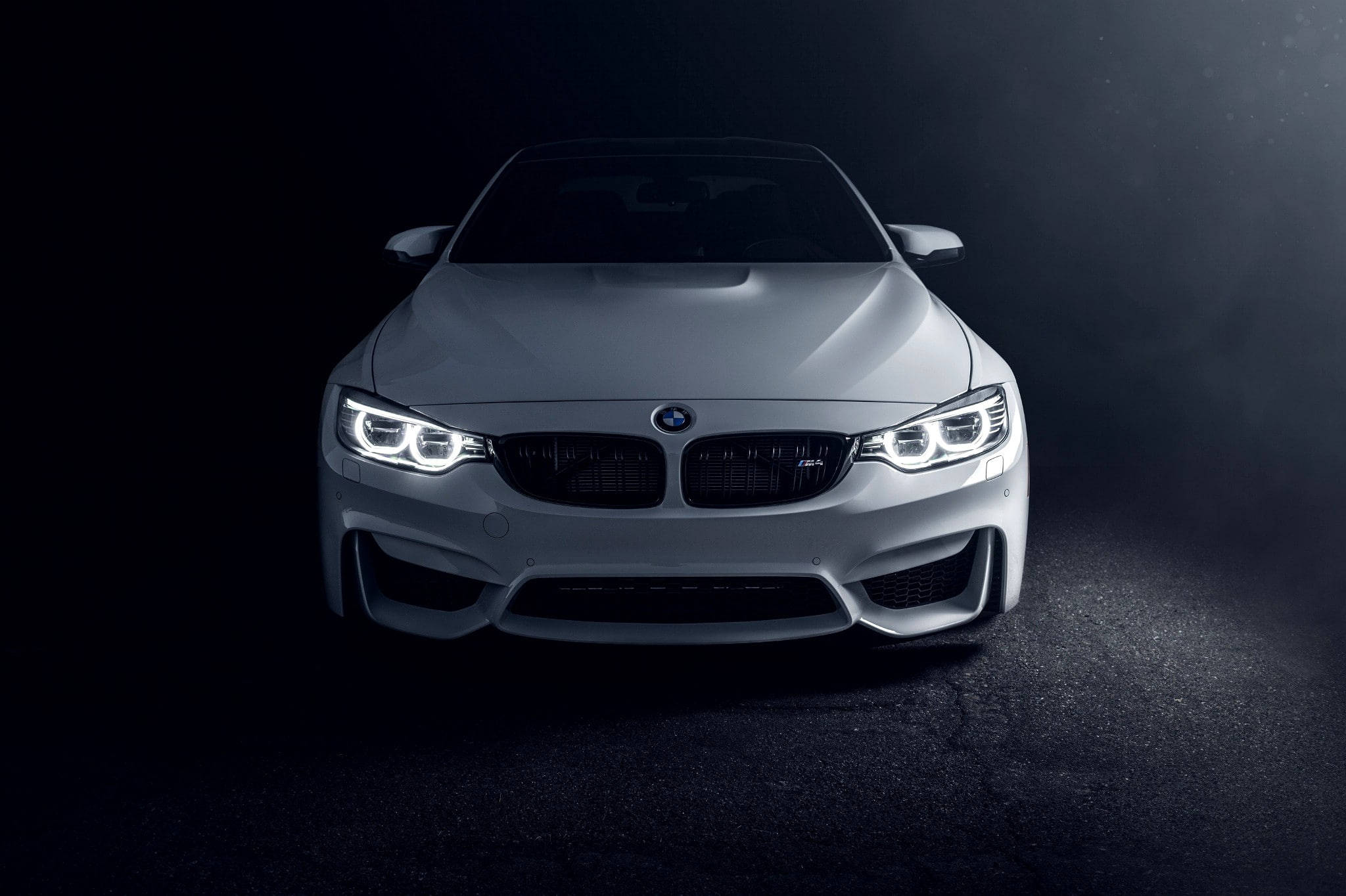 白いM4 BMW ノートパソコン 壁紙