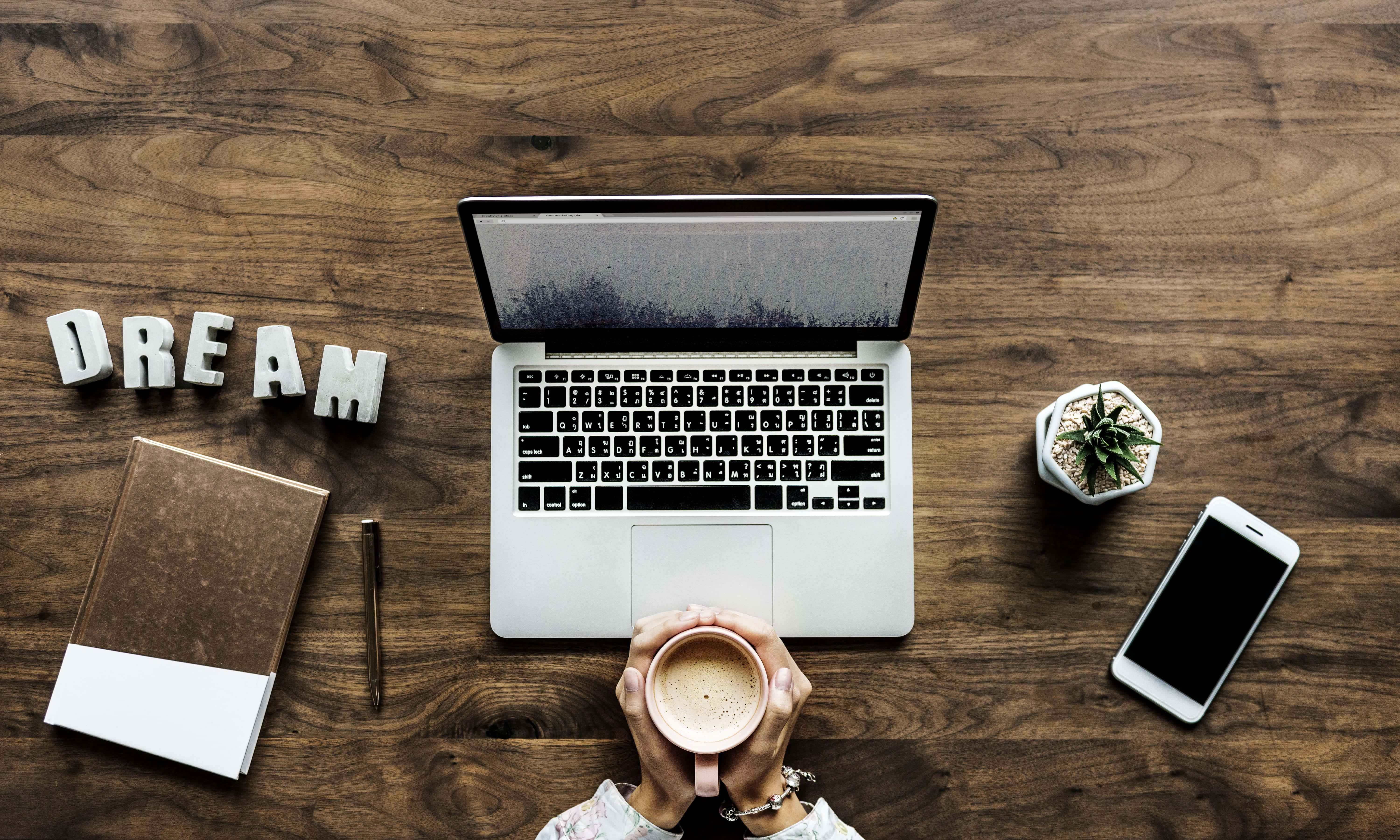 おしゃれなMacBook画像 壁紙