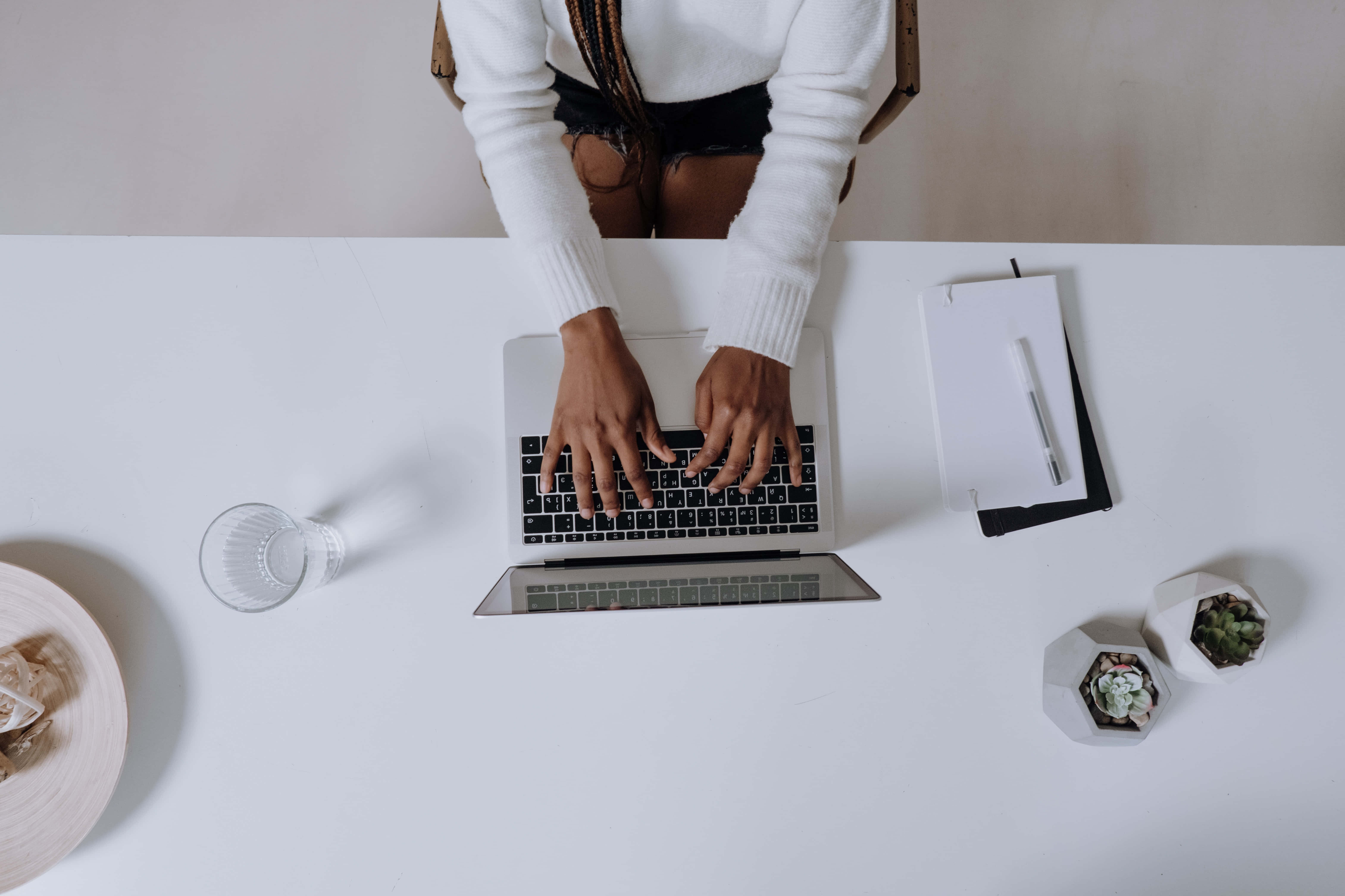 おしゃれなMacbookの画像 壁紙