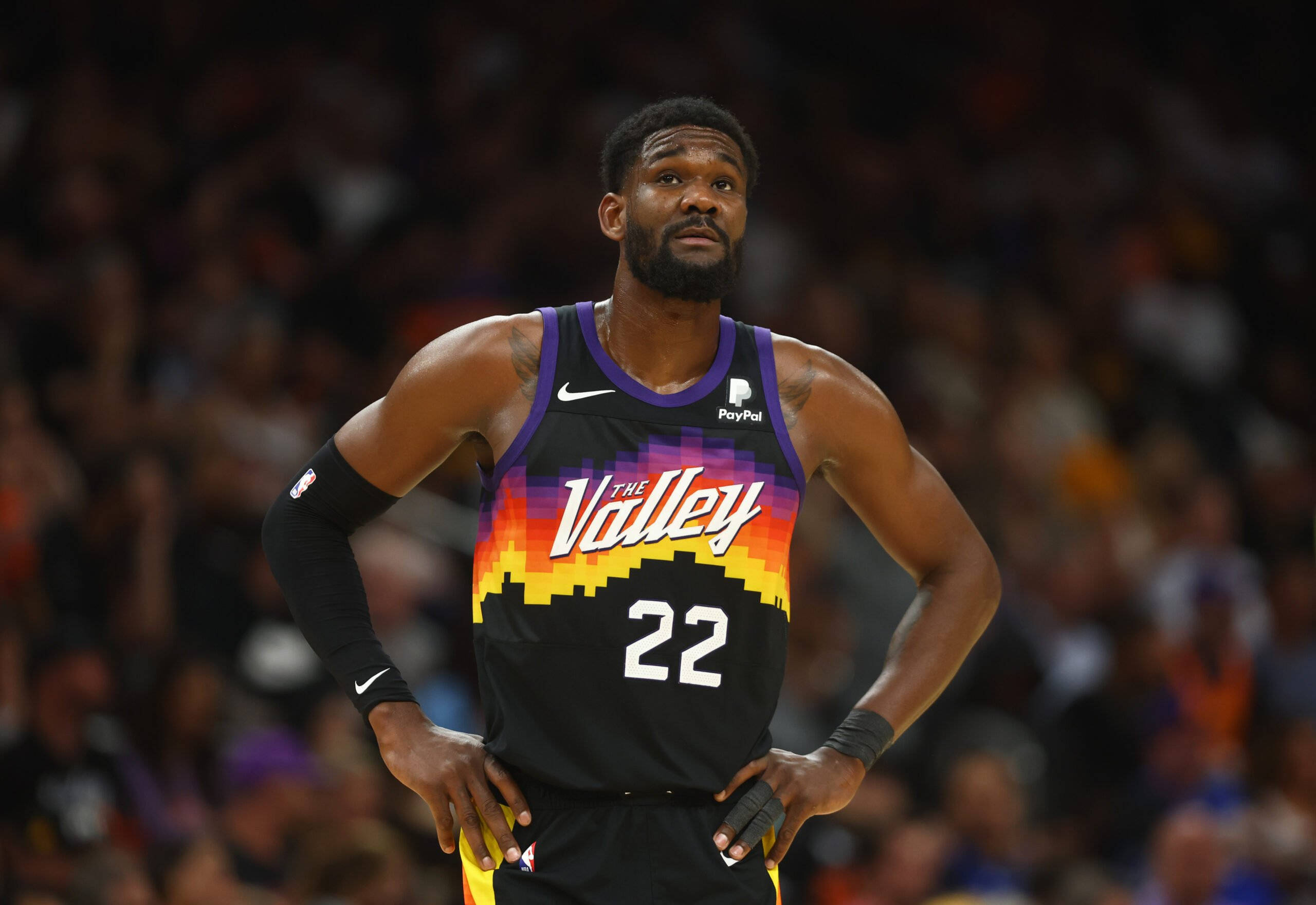 NBAスター背番号22 デアンドレ・エイトン フェニックス・サンズ 壁紙