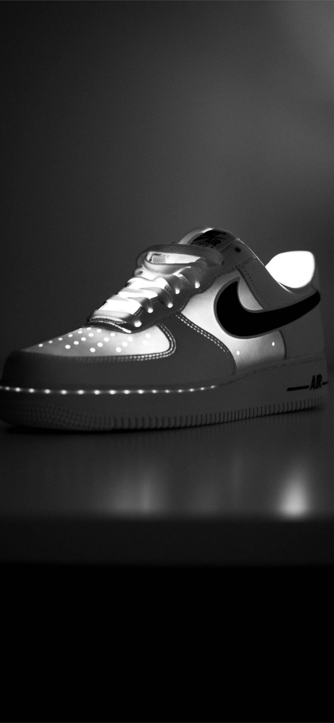 光るNike iPhone プレーン 壁紙
