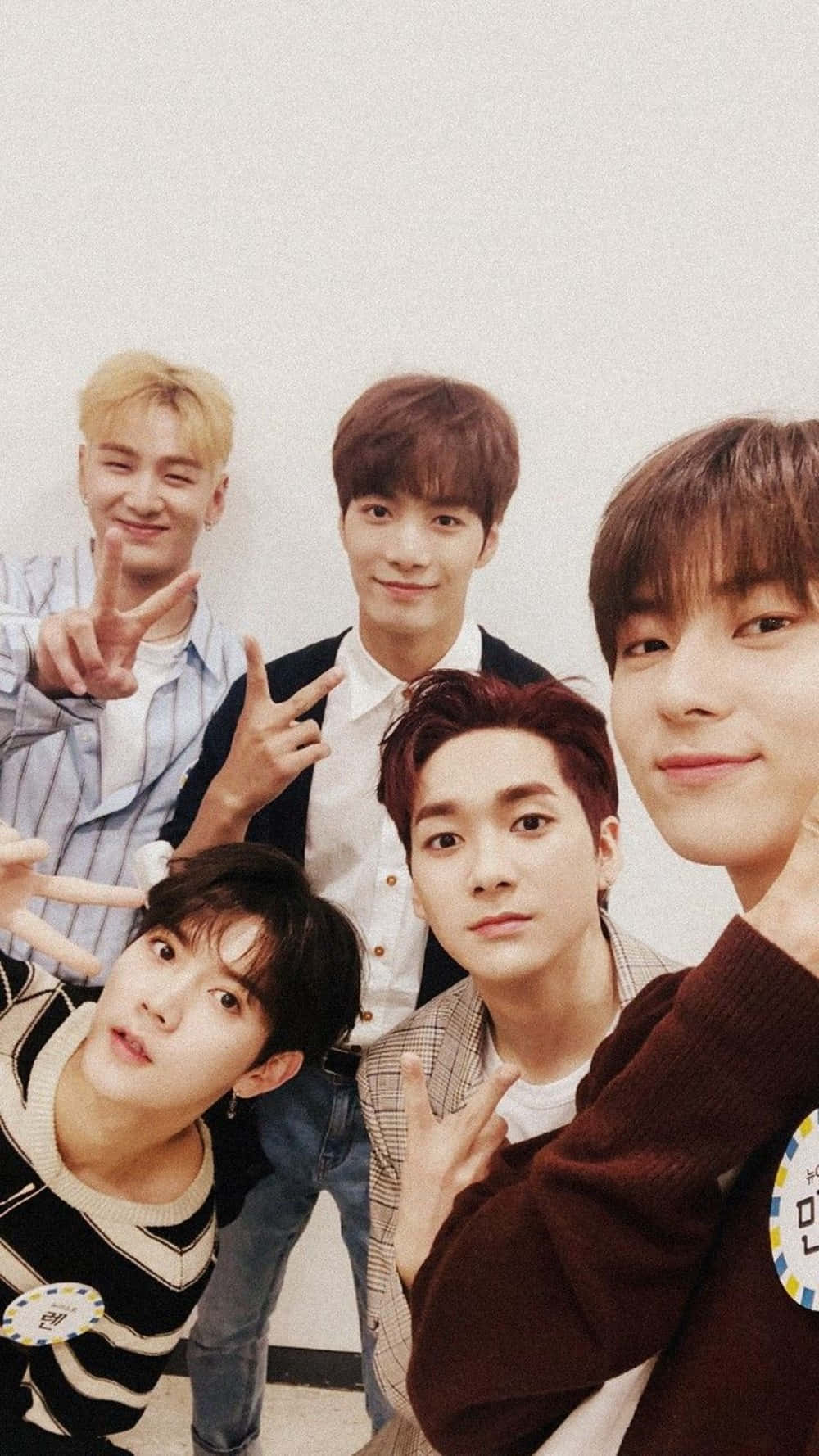 NU'EST - K-POP界の力強い存在 壁紙