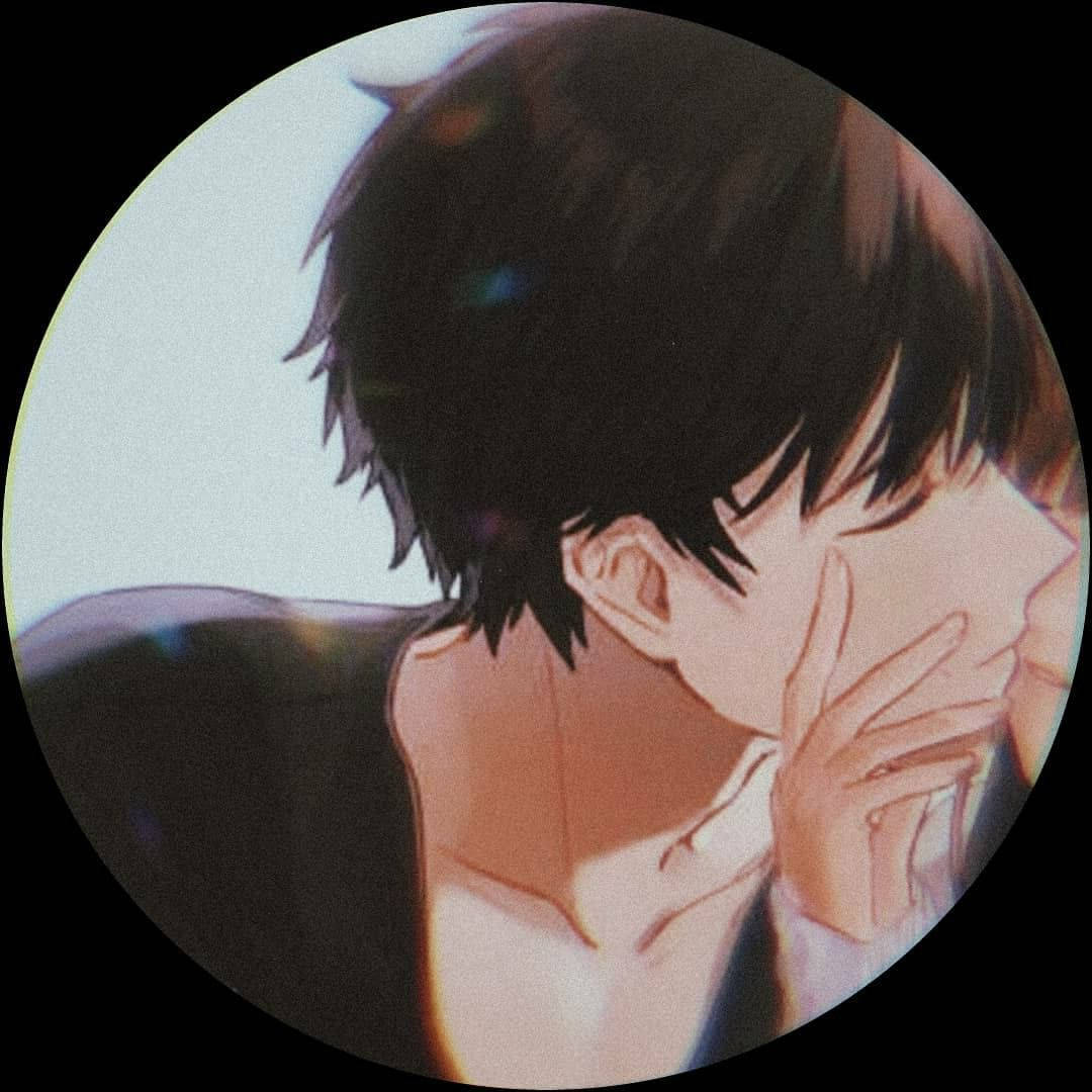 カップル用マッチングPFP 彼が彼女にキス 壁紙