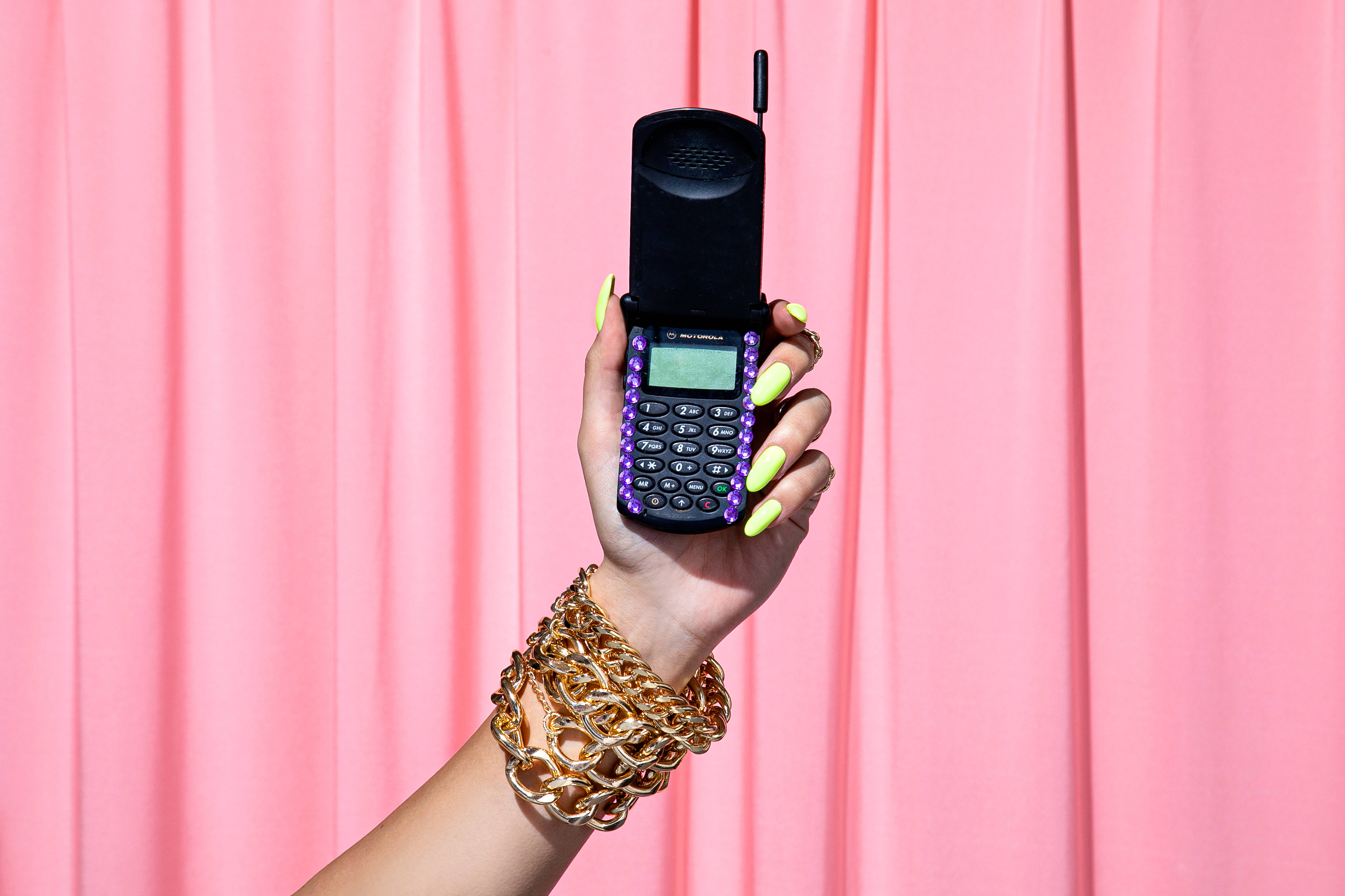 Purple Motorola StarTAC 壁紙