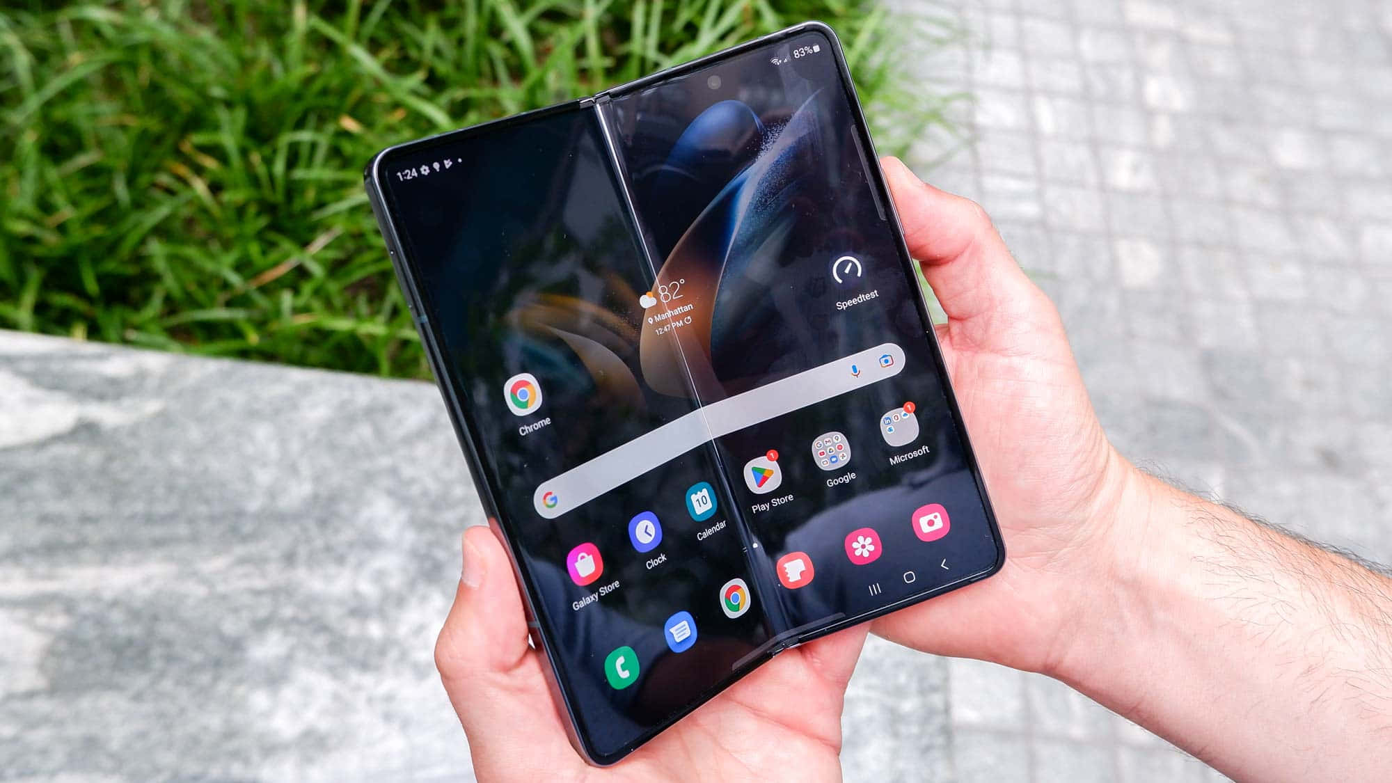 Samsung Galaxy Z Fold 4 の写真 壁紙