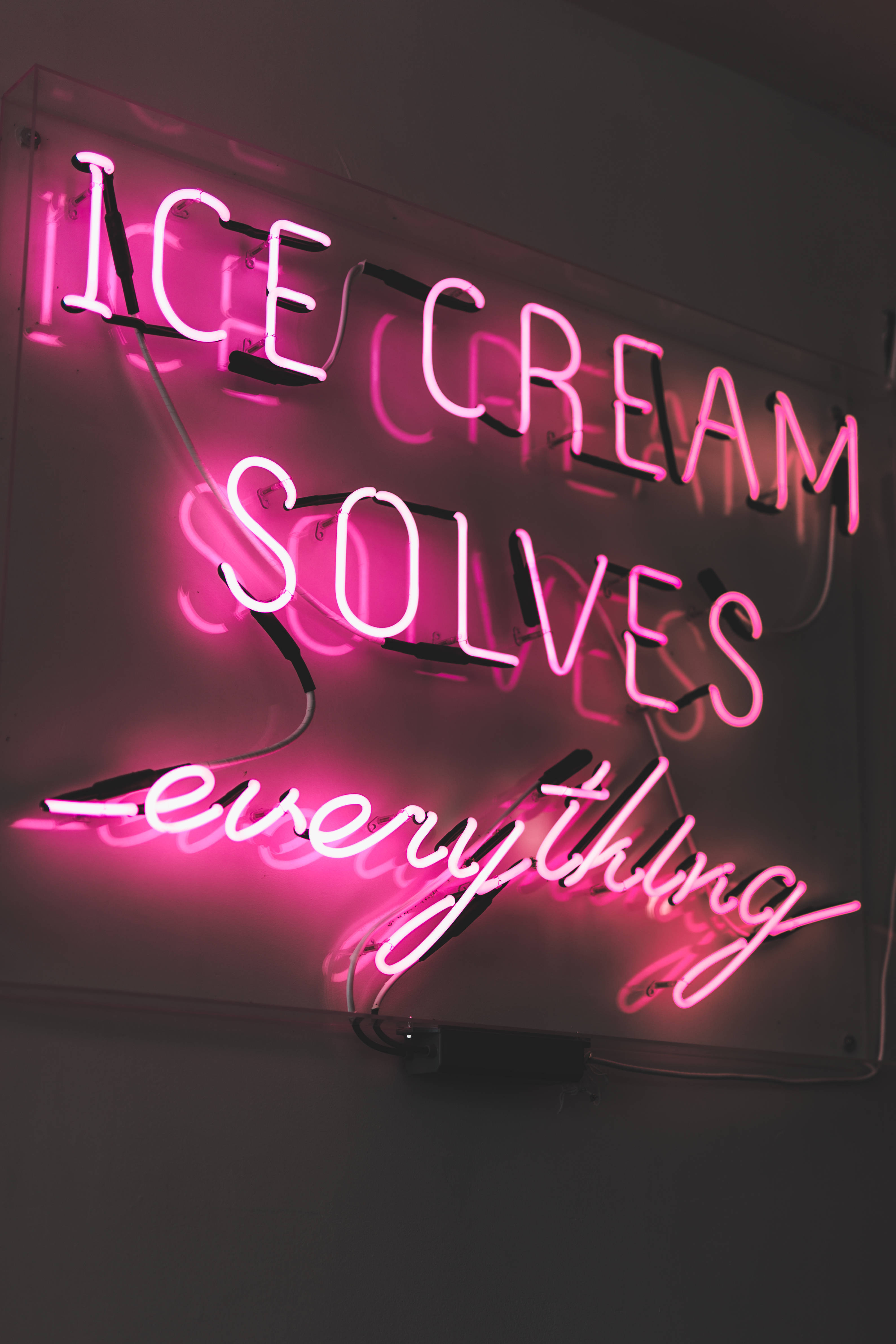 ピンクの Tumblr 風ノートパソコンスクリーンセーバー画像 壁紙