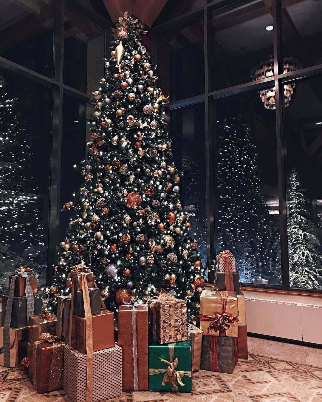 クリスマスの美学でおしゃれに祝うホリデーシーズン 壁紙