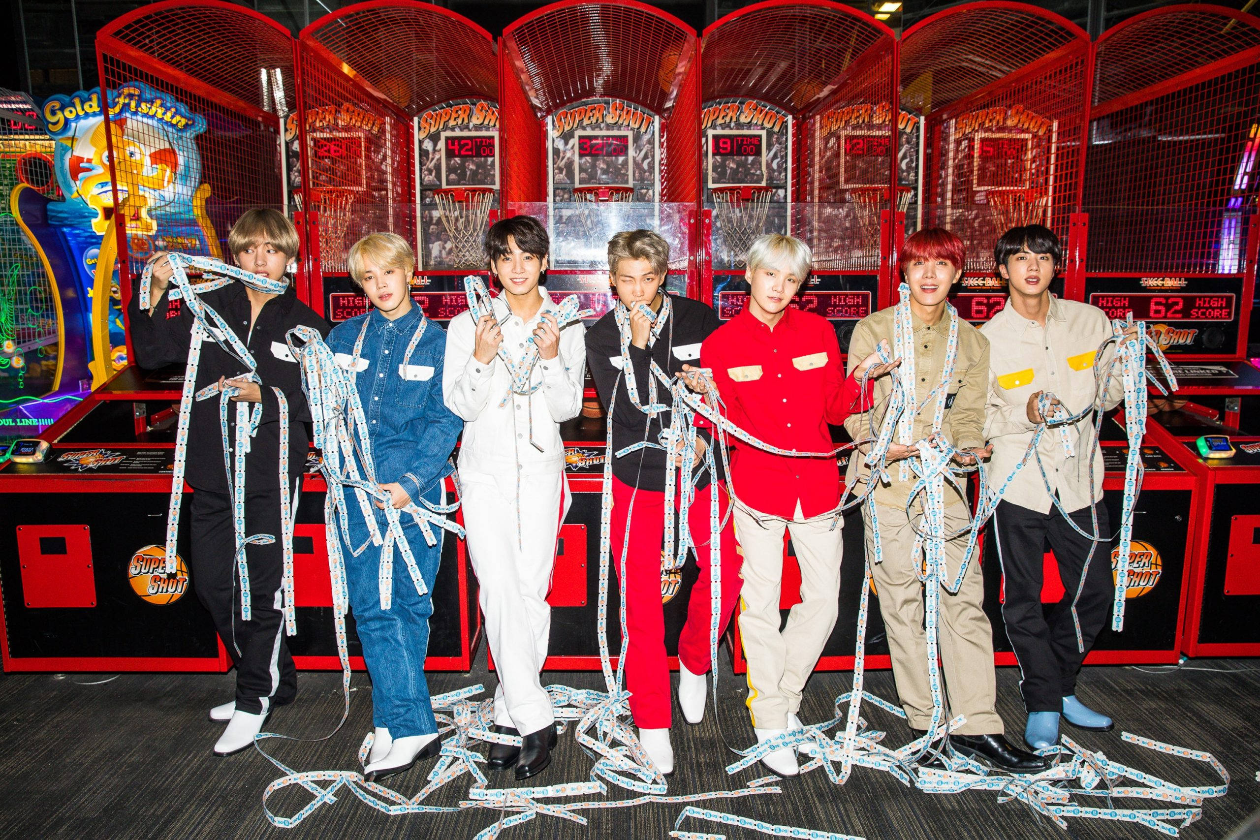 クールなBTSラップトップアーケードショップ 壁紙