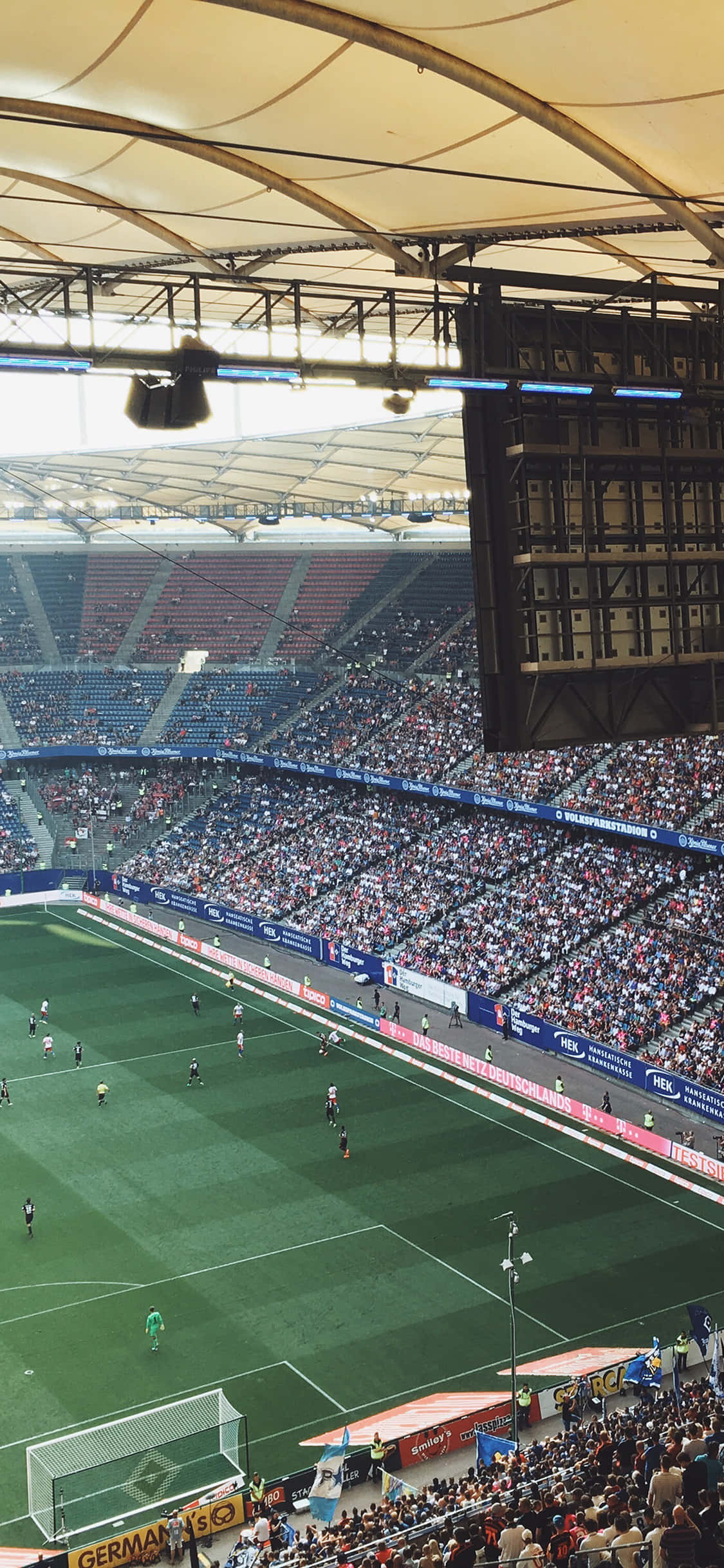 サッカースタジアムの電撃的な雰囲気を楽しむ 壁紙