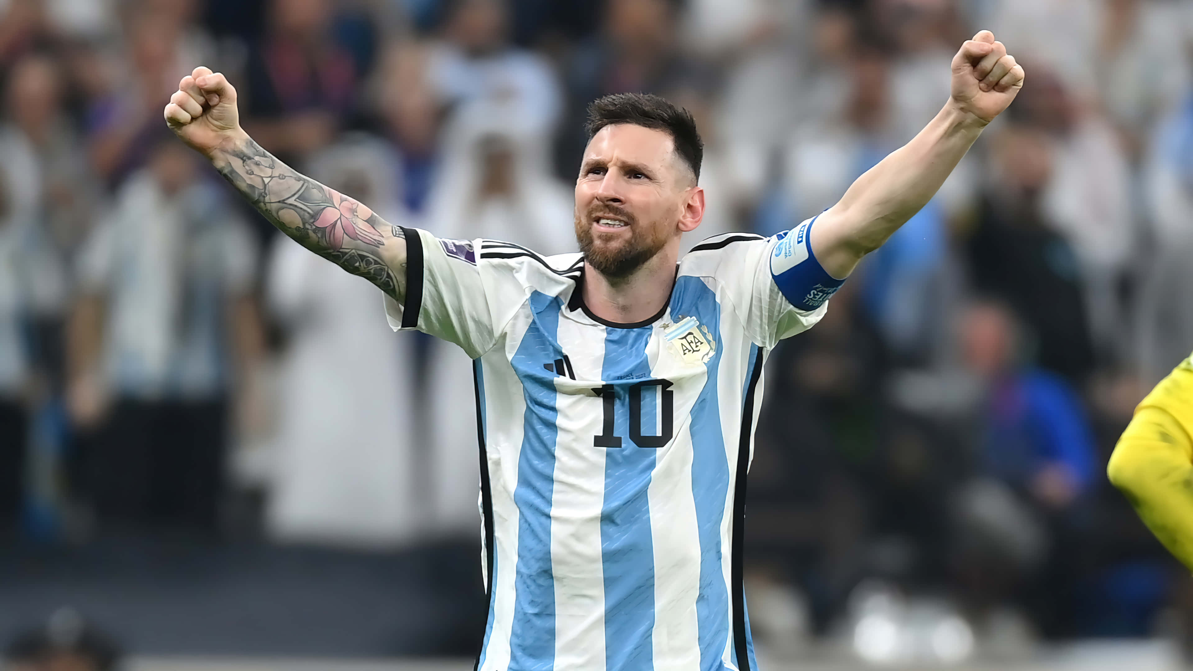 サッカー界のスター、リオネル・メッシのプレー中の姿 壁紙