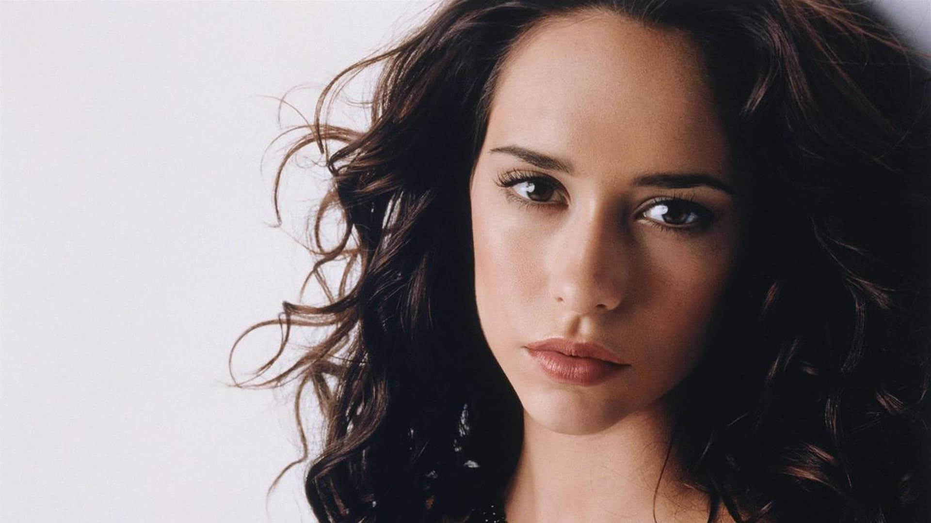 ジェニファー・ラブ・ヒューイット 無垢な表情 壁紙