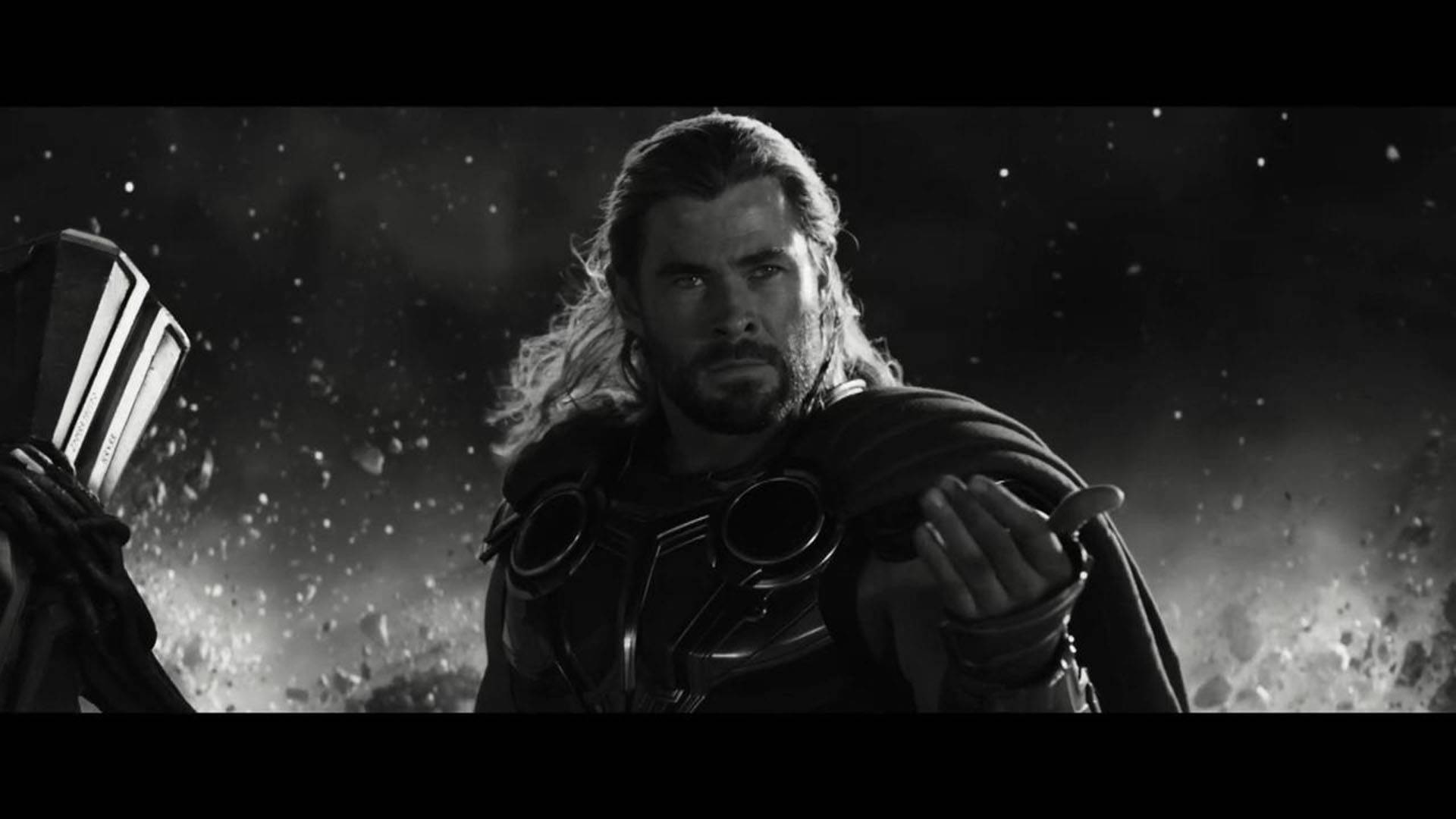 ソー・ラブ・アンド・サンダー モノクロシーン 壁紙