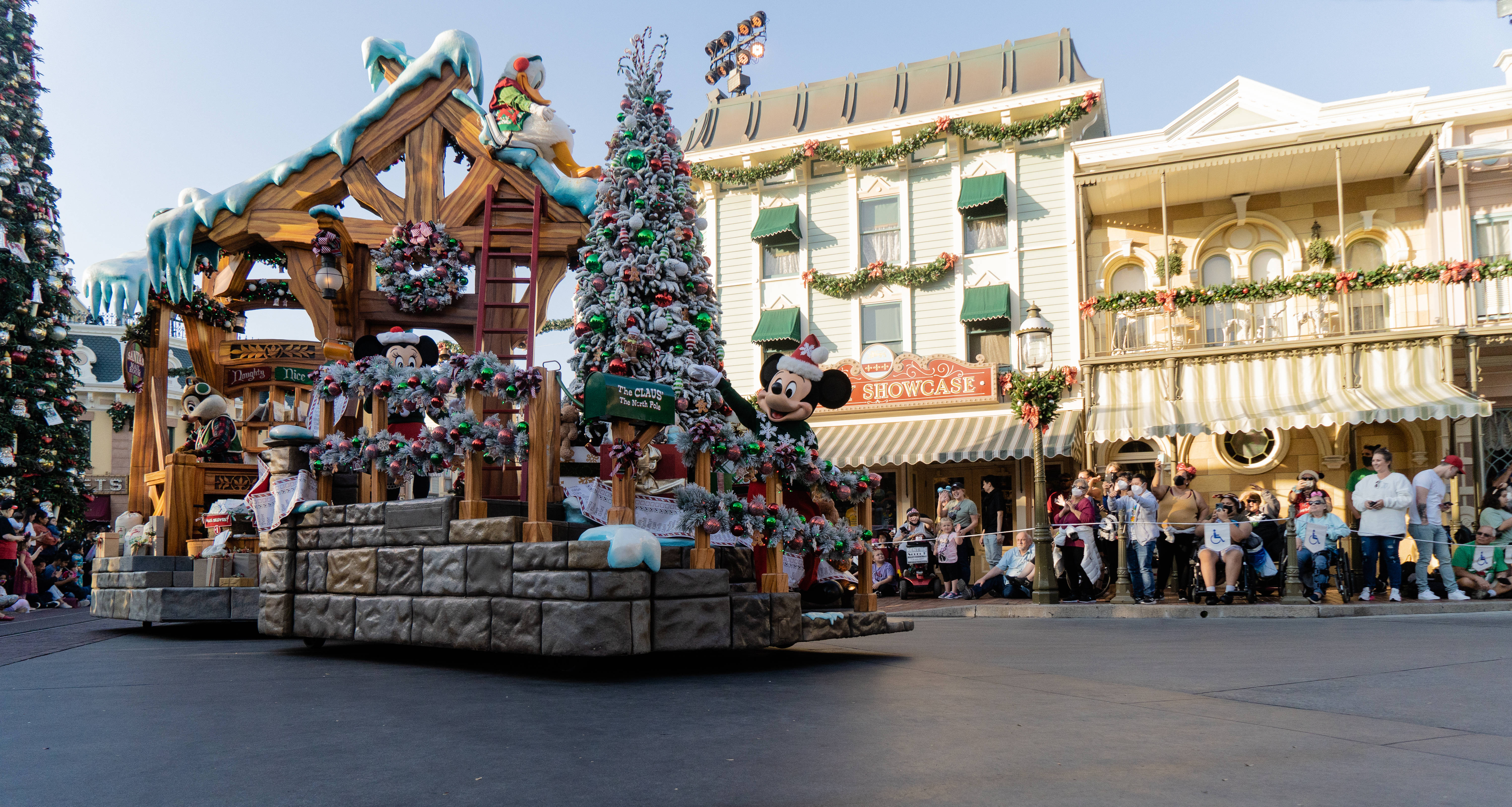 ディズニークリスマスビレッジパレード 壁紙