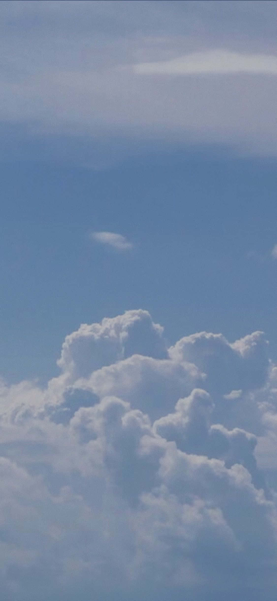 パステルブルー エステティック 雲 赤ちゃん 壁紙