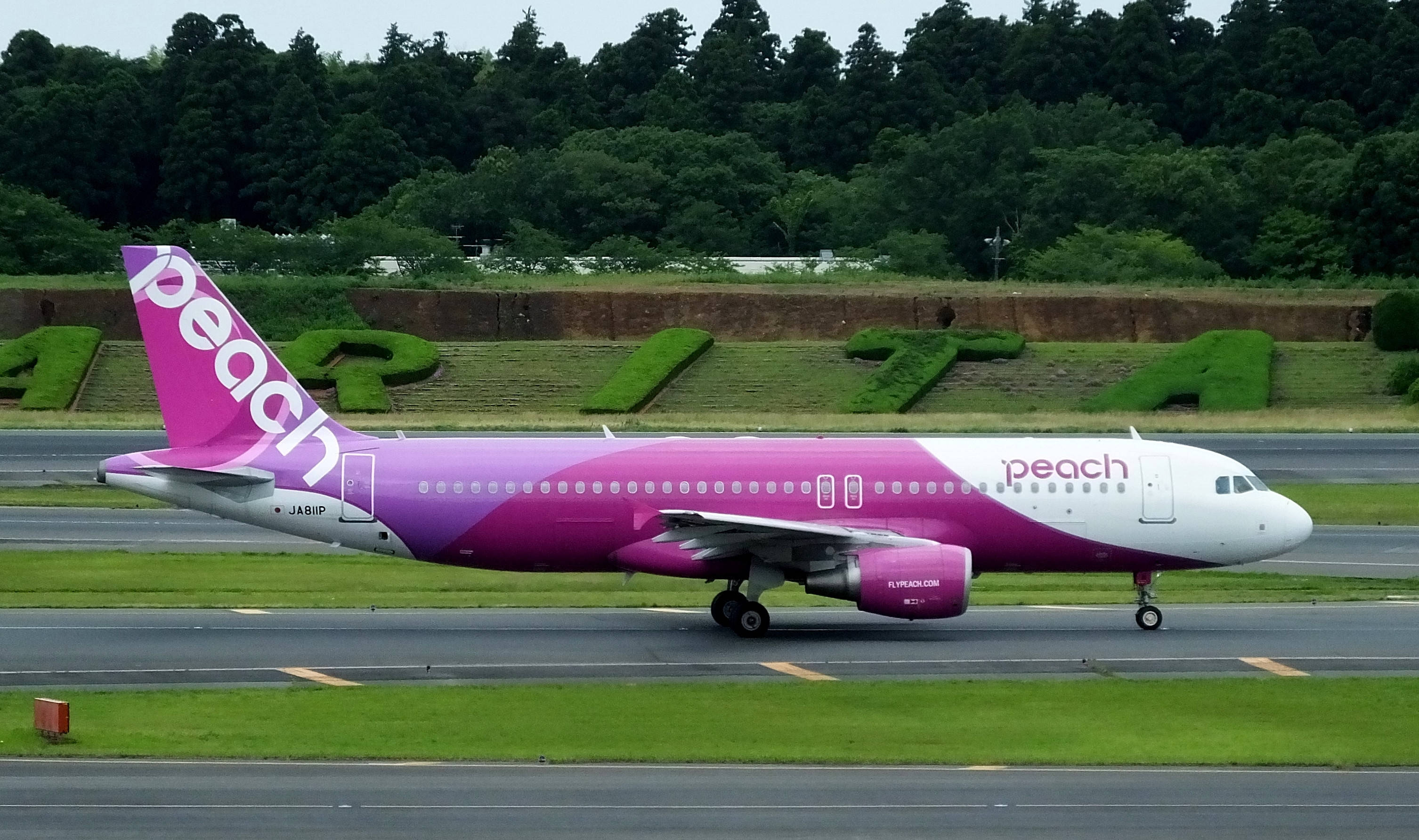 ピーチ・アビエーション 成田空港 壁紙