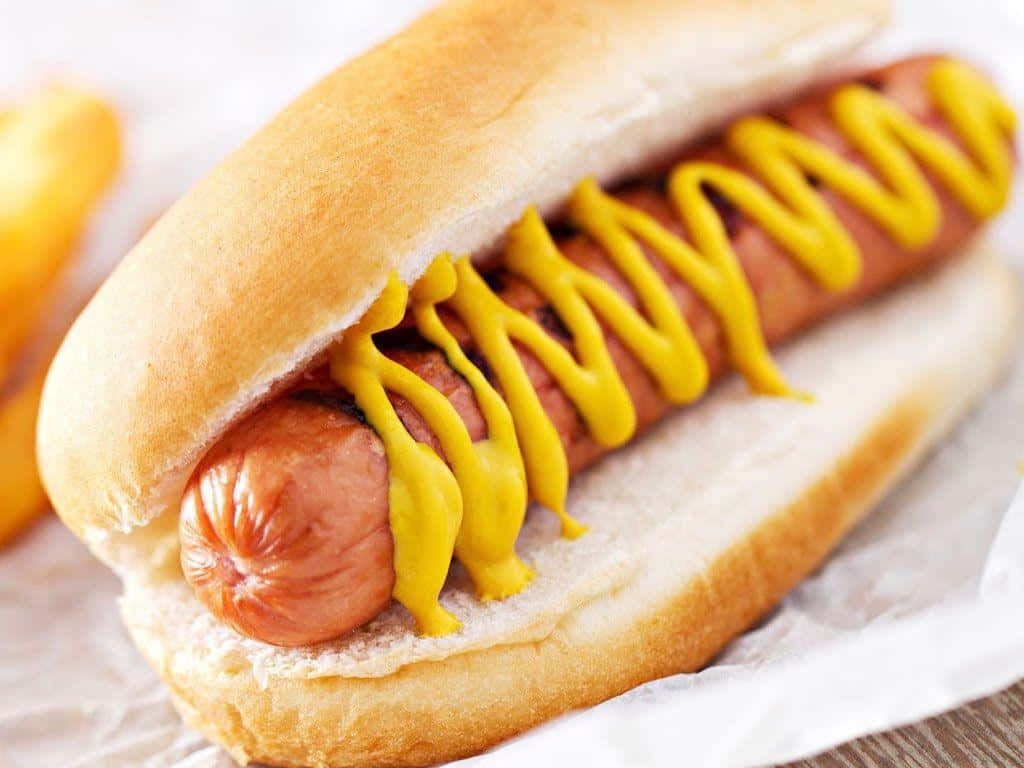 マスタードをかけたホットドッグ 壁紙