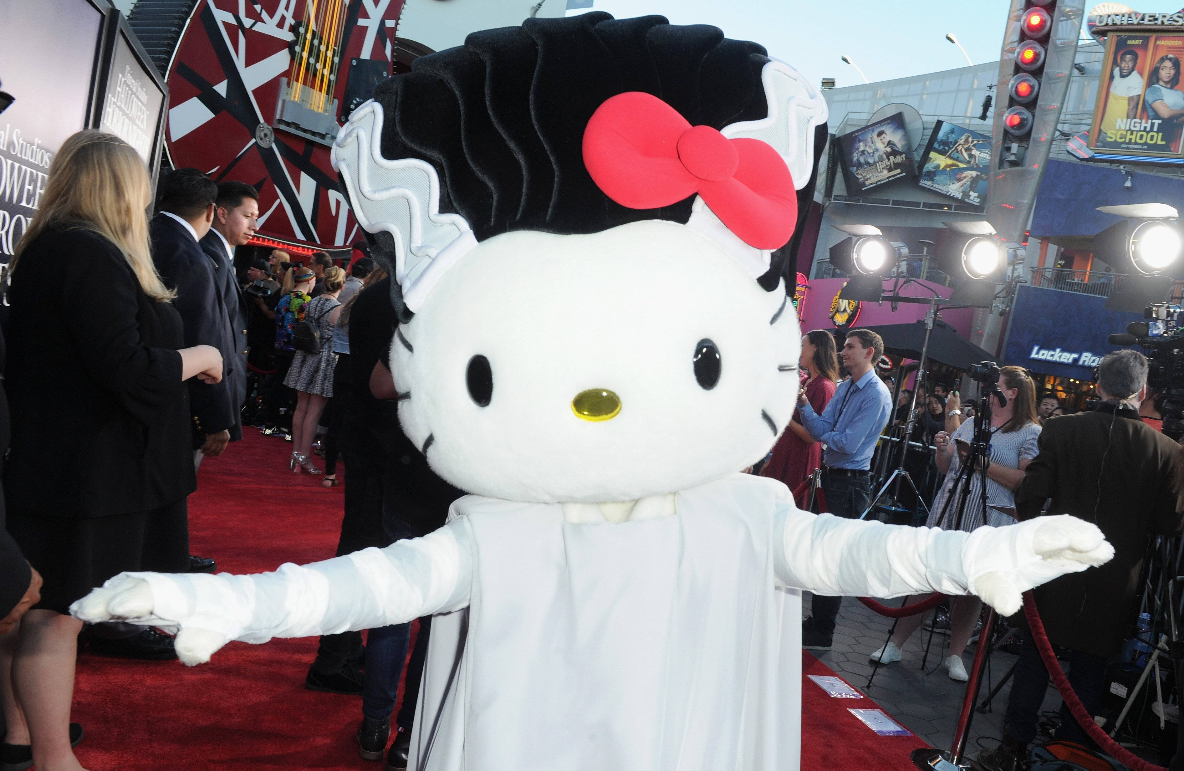 不気味でかわいいハローキティのハロウィン・ミイラ 壁紙