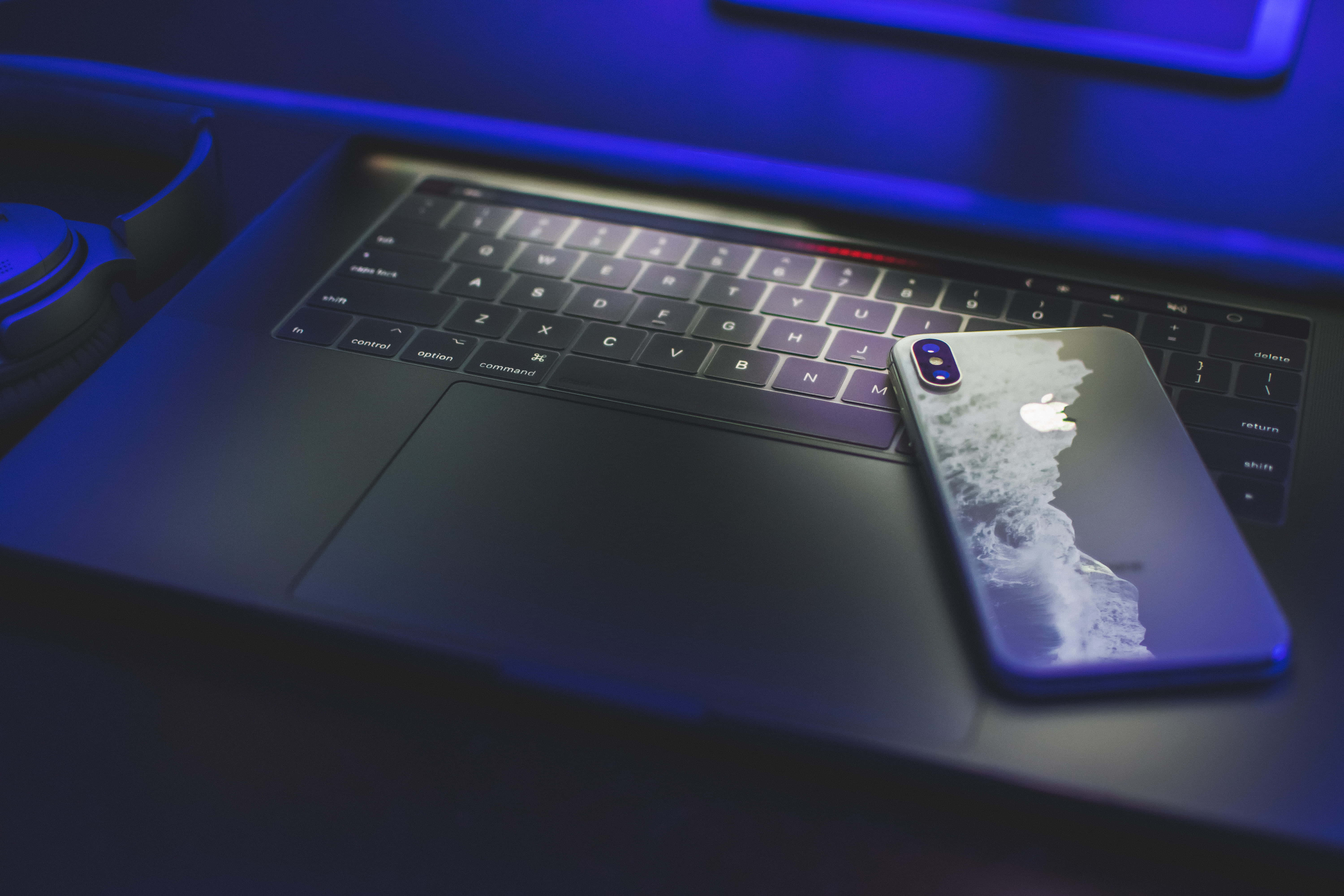 優雅さとパワーの完璧な融合、美的Macbook！ 壁紙