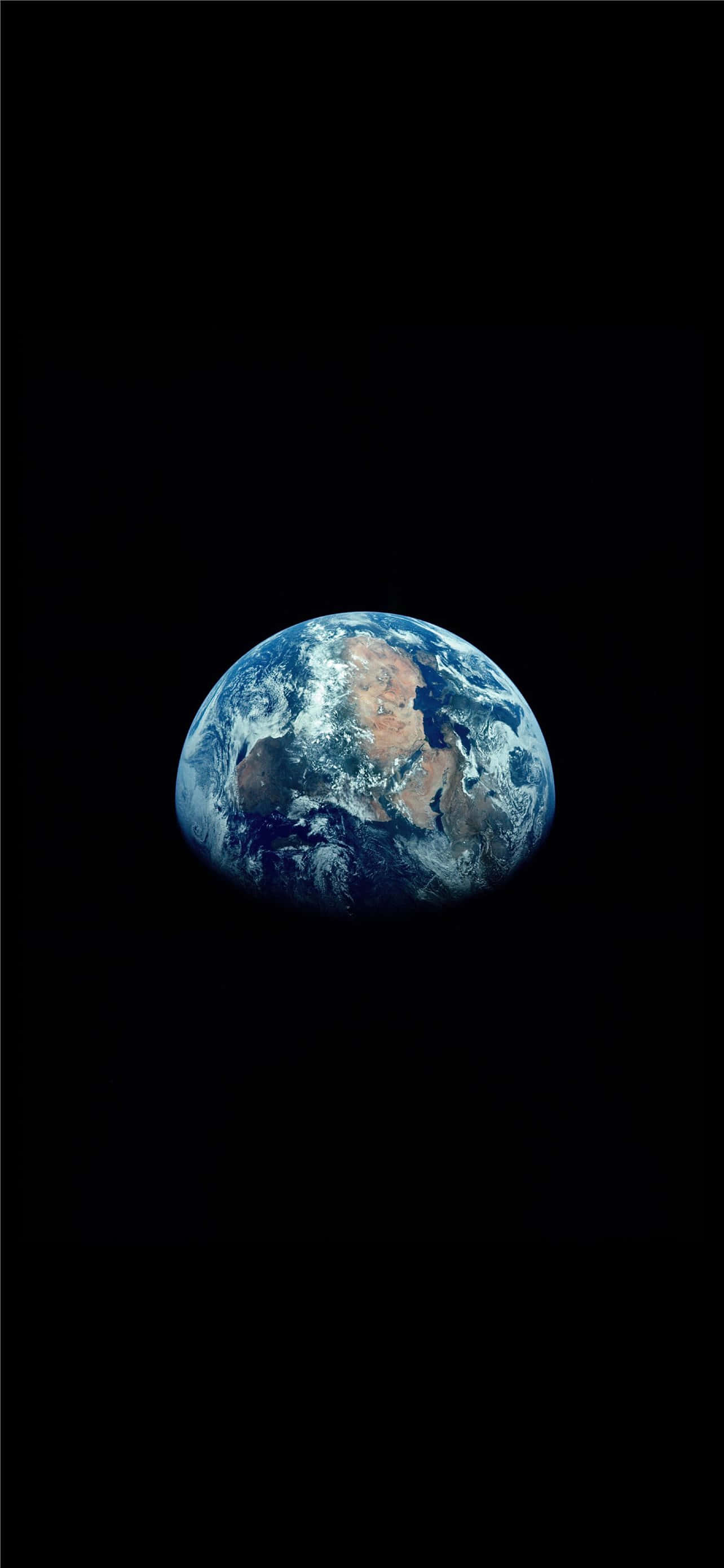 白黒の地球画像 壁紙