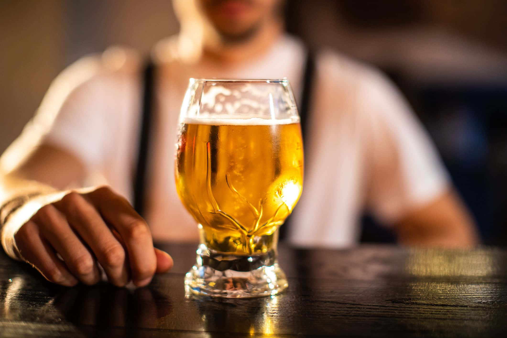 夏の爽やかなビール 壁紙