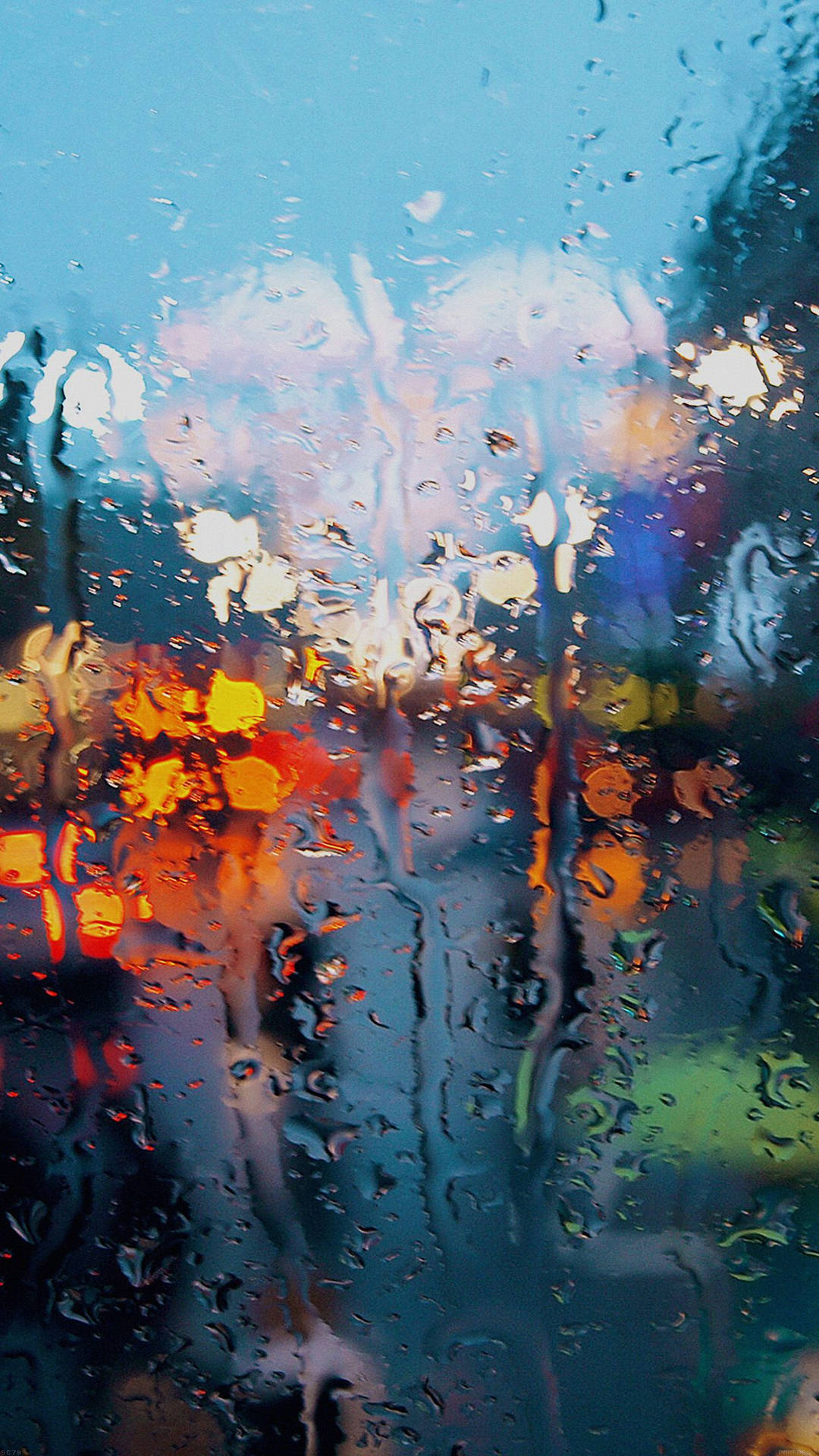 窓を伝う雨粒 iPhone壁紙