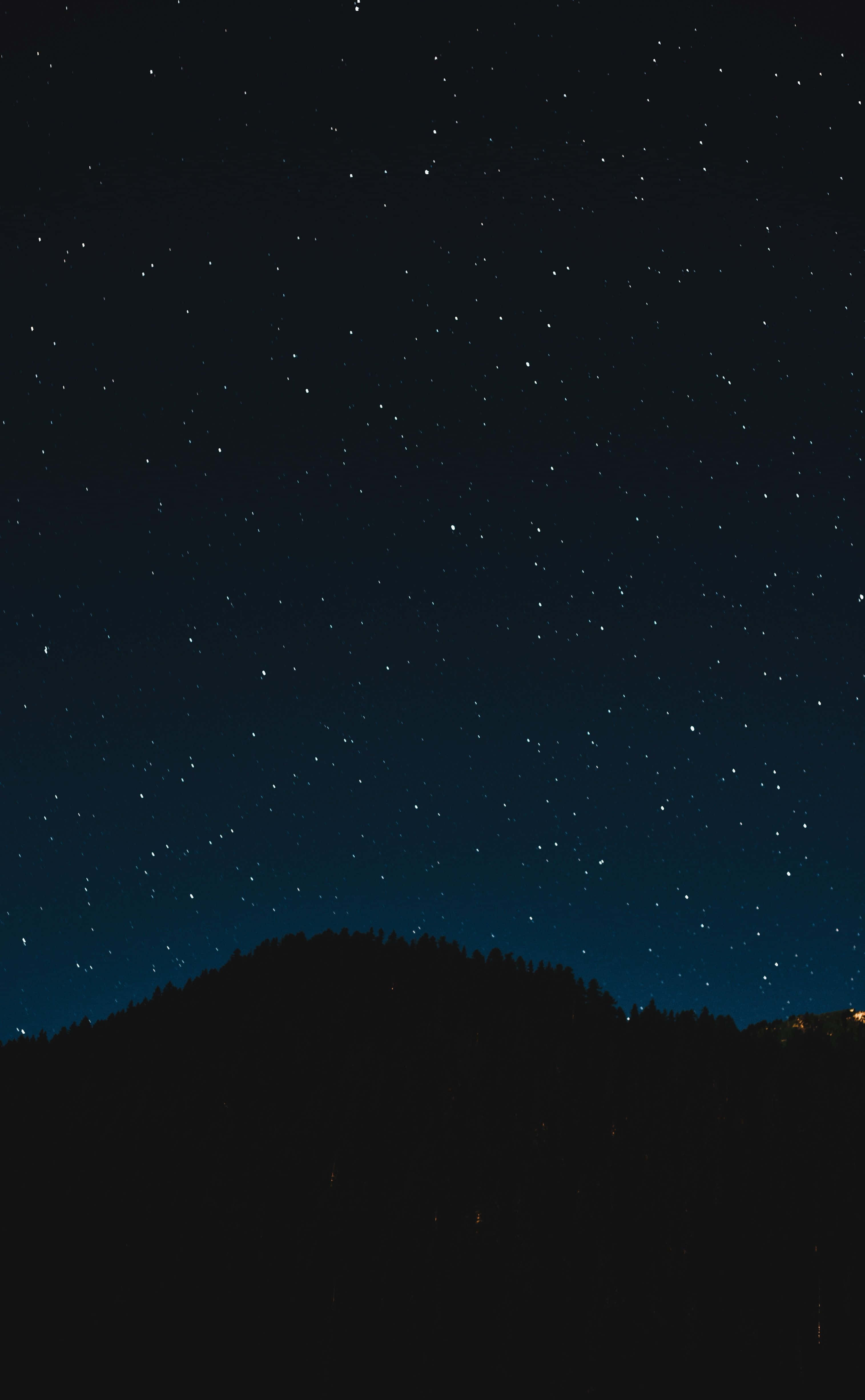 星々が輝く美しい夜空 壁紙