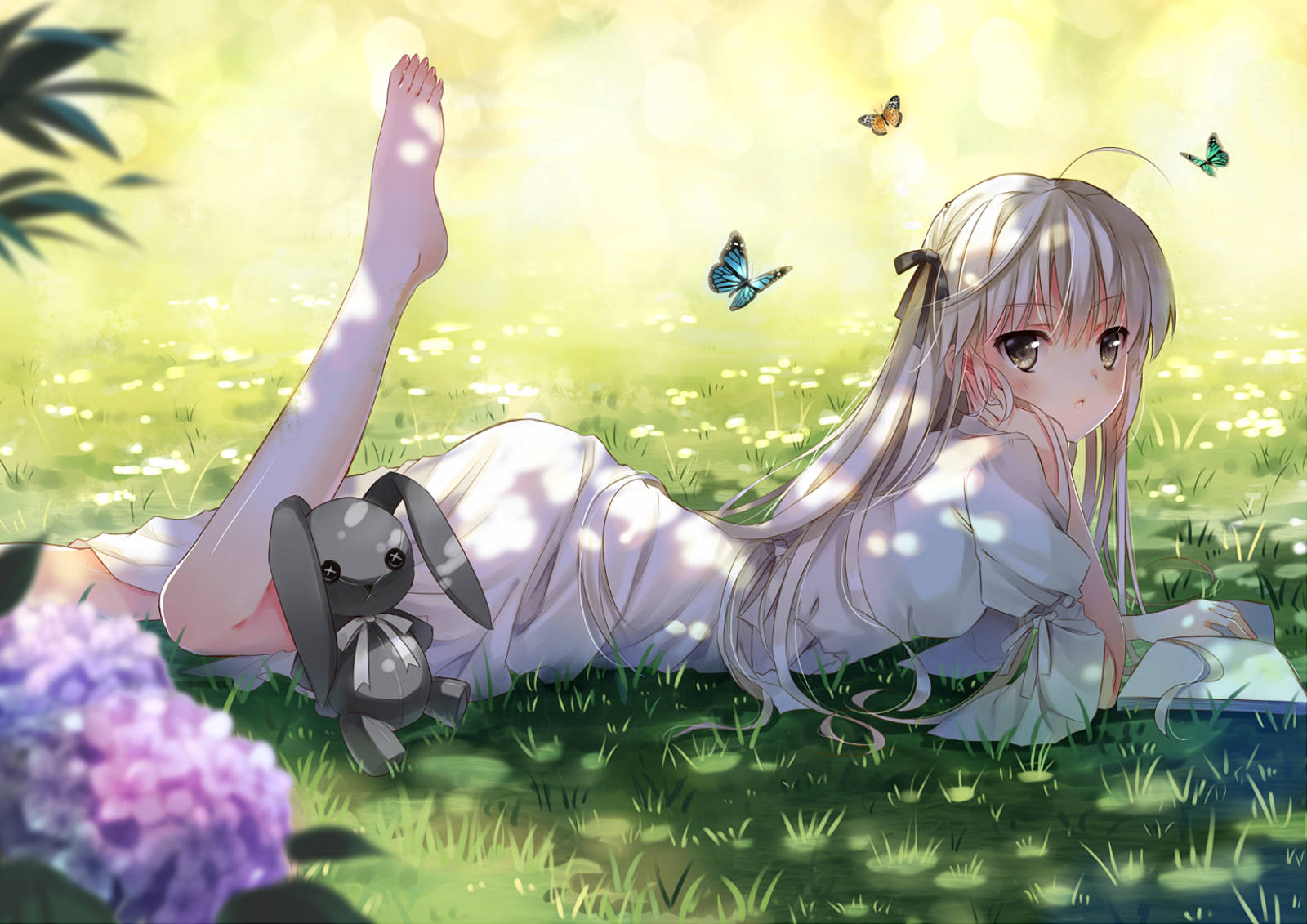 春の自然で可愛いアニメ少女 壁紙