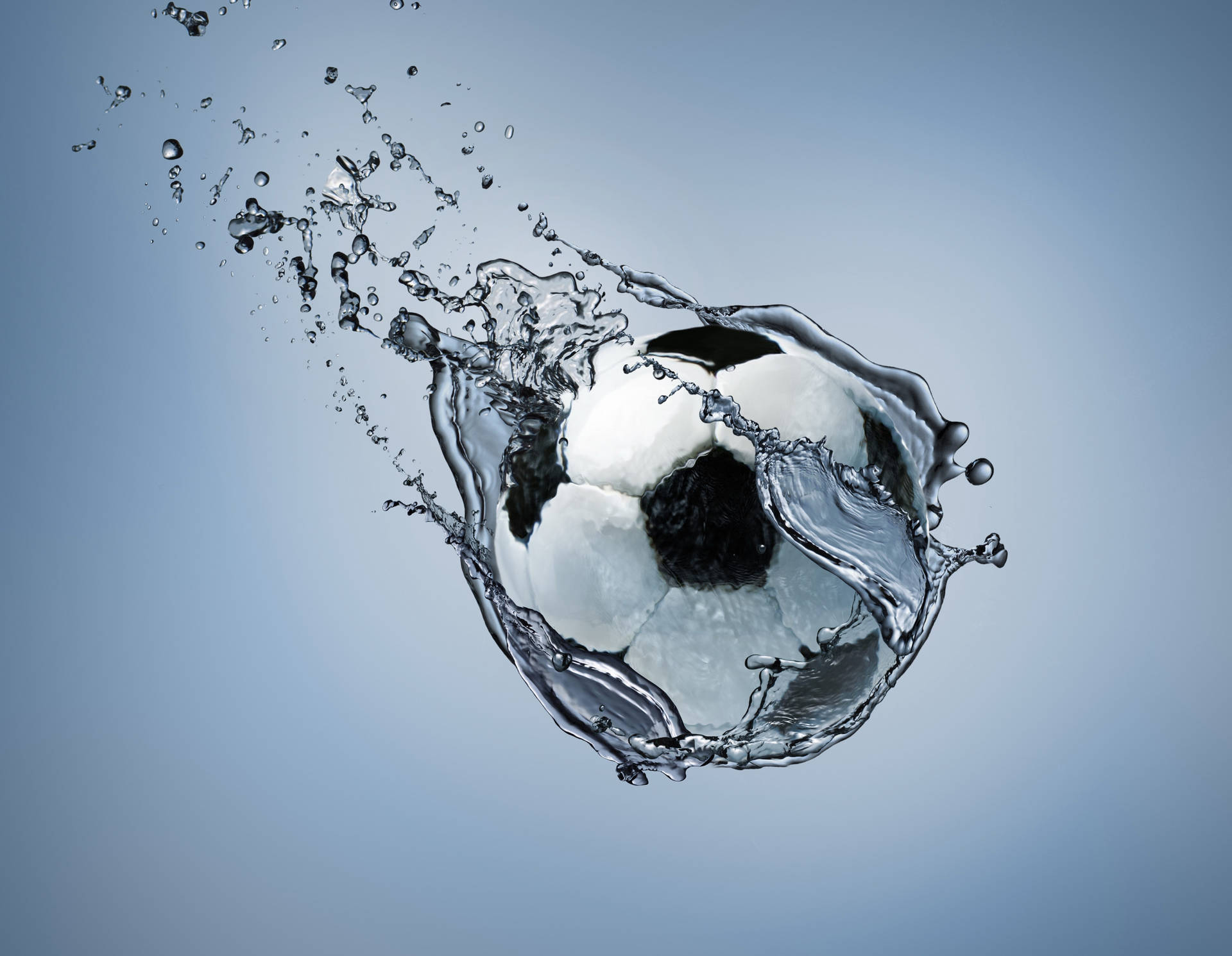 水中のサッカーボール グレー デスクトップ壁紙