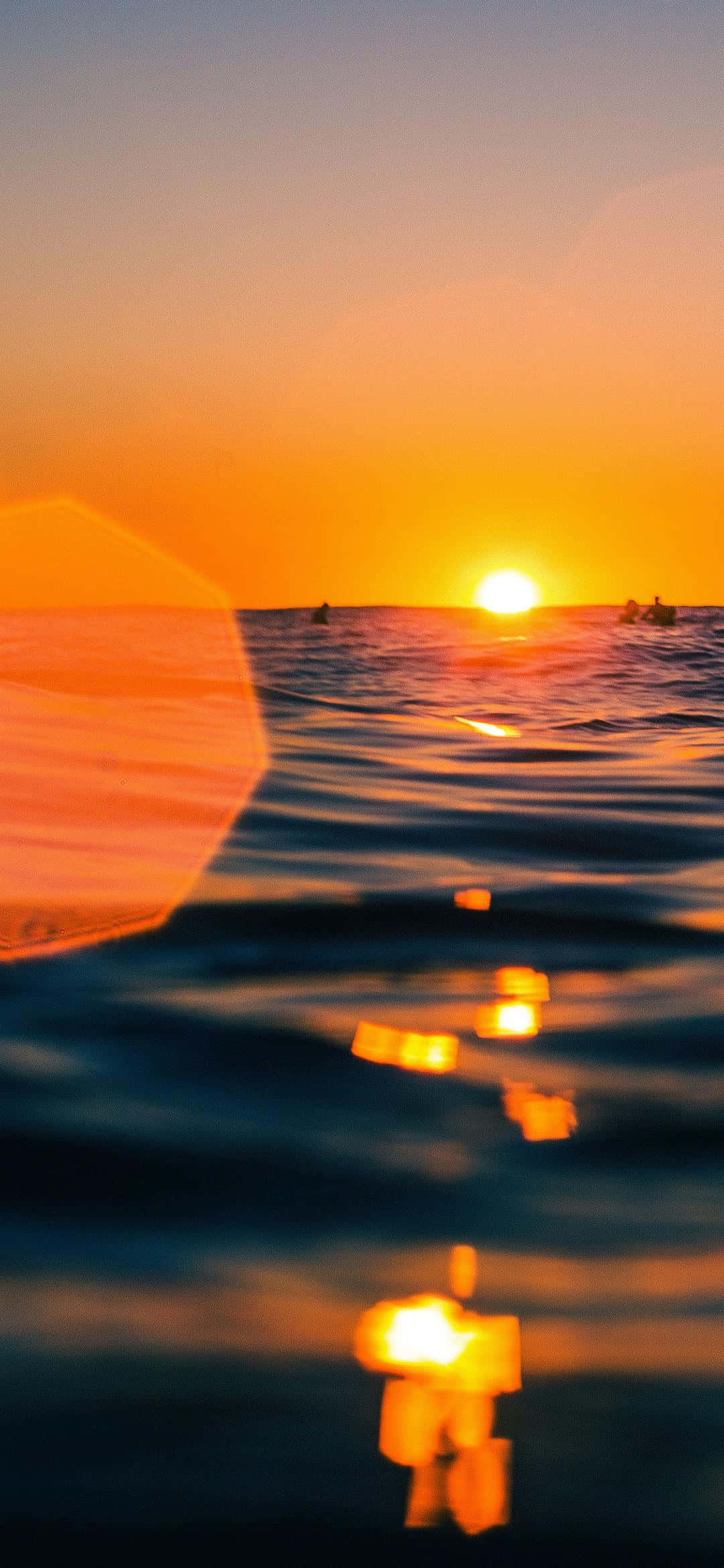 海の上の日の出 壁紙
