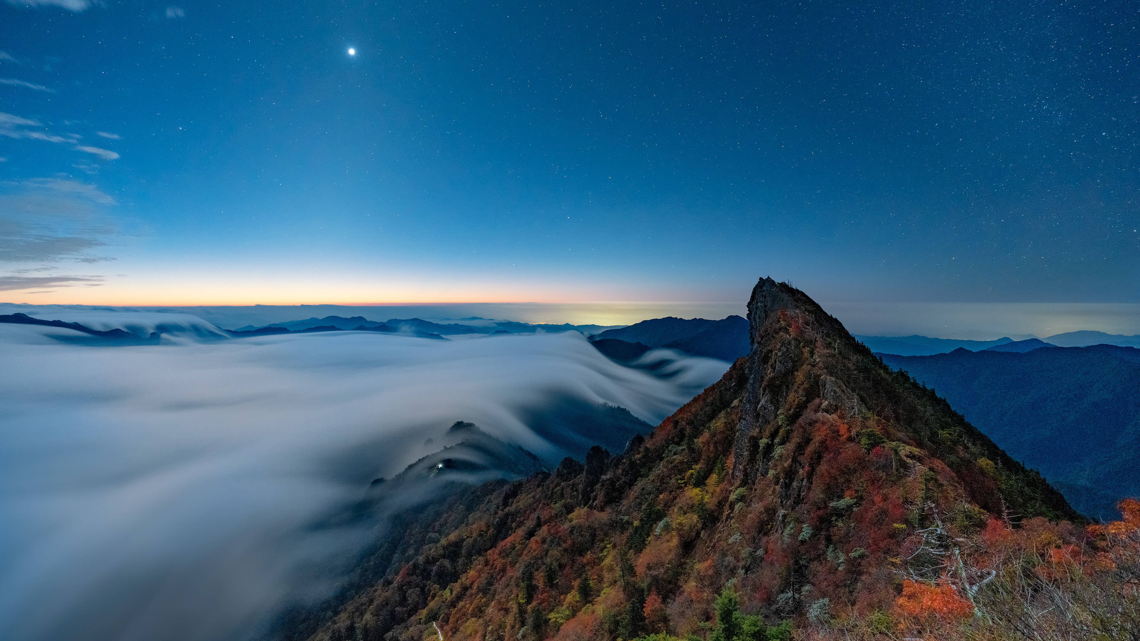 石鎚山の晴天 壁紙