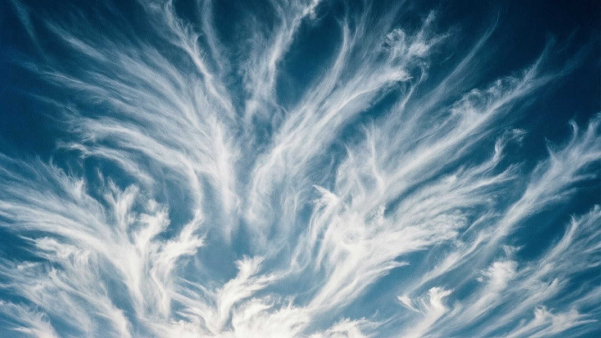 筆跡のような雲 壁紙