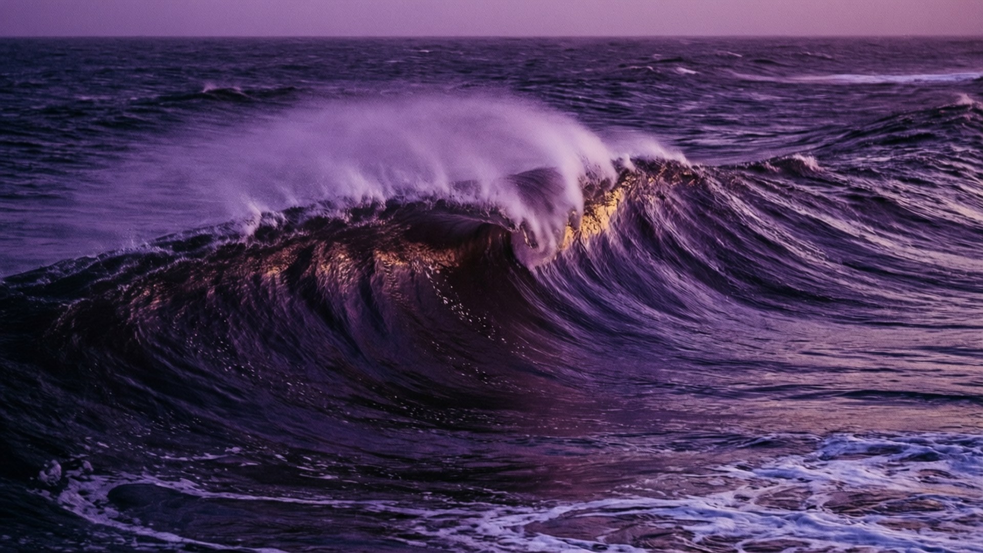紫の海の波 壁紙