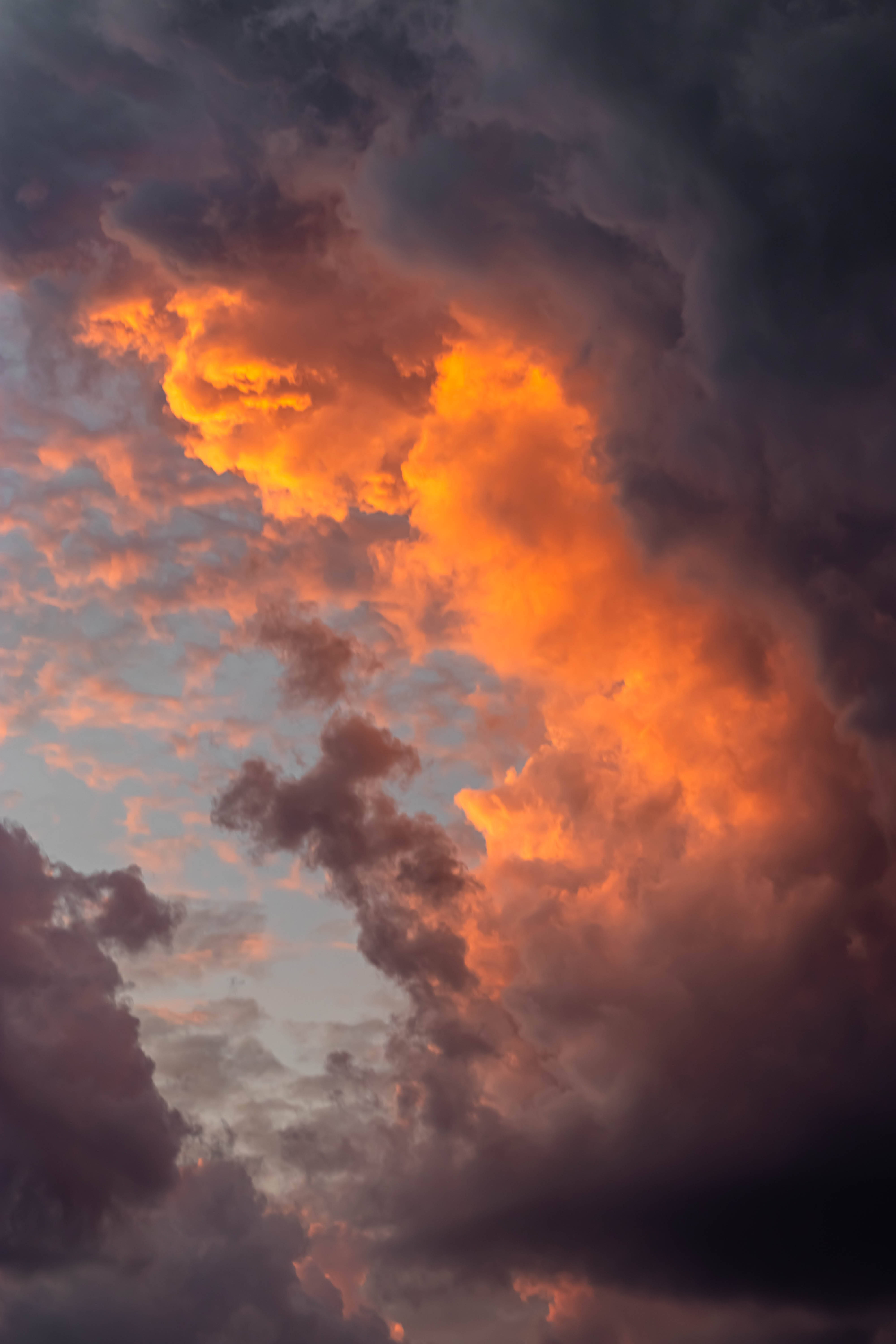 美しい空と積乱雲 壁紙